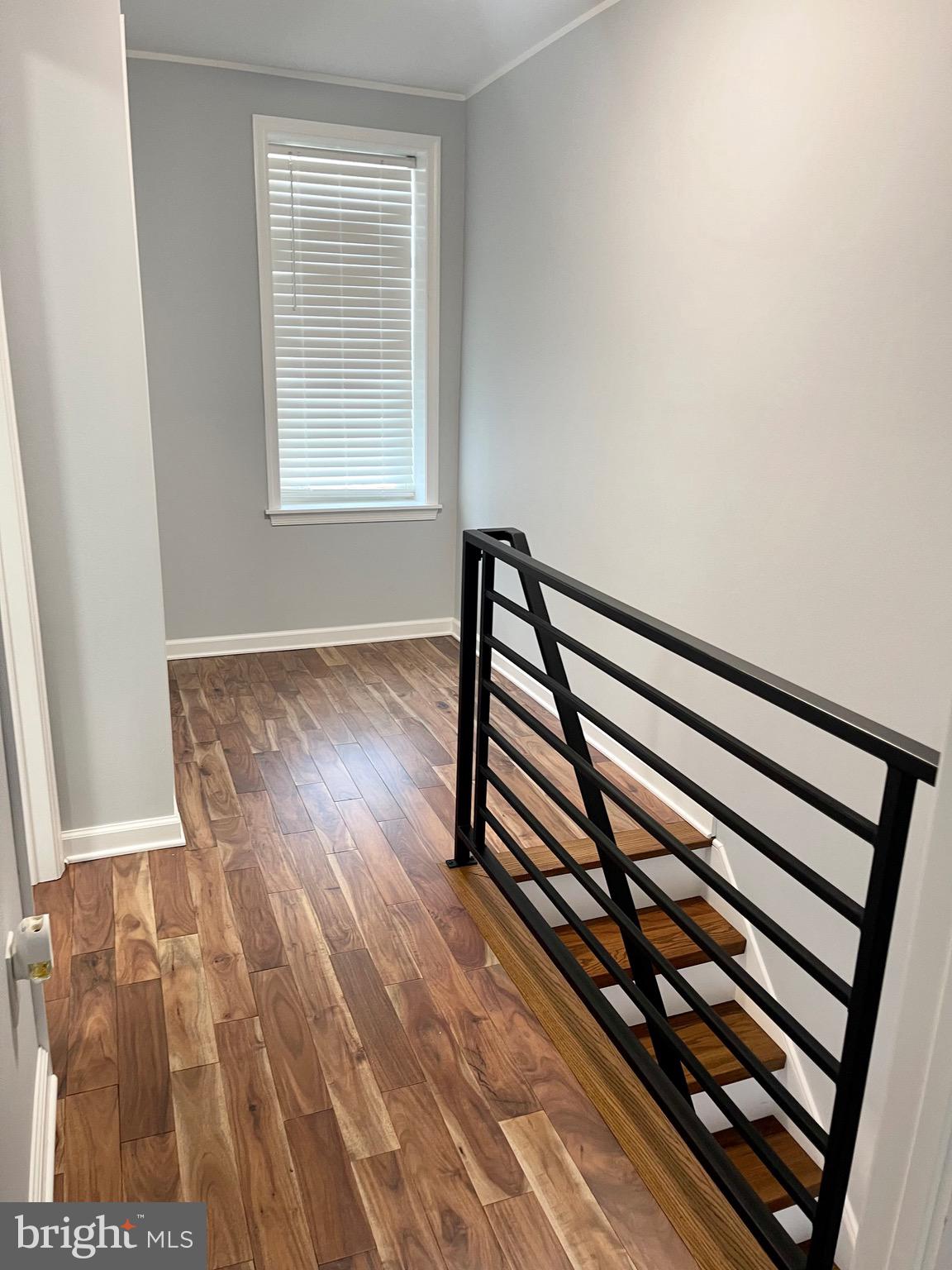 PORT RICHMOND - Residential Lease