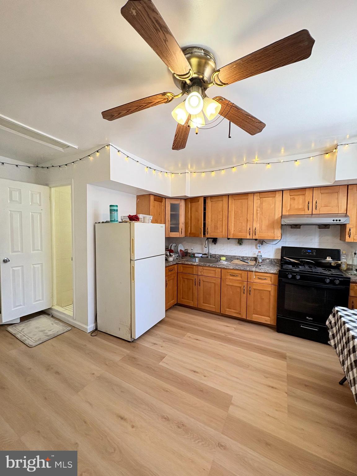 EAST PASSYUNK CROSSING - Residential