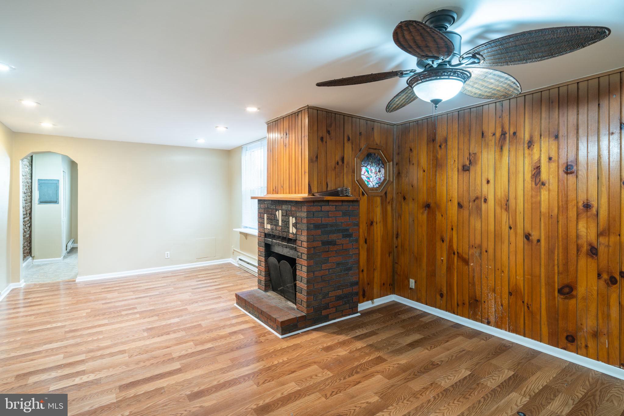 POINT BREEZE - Residential Lease