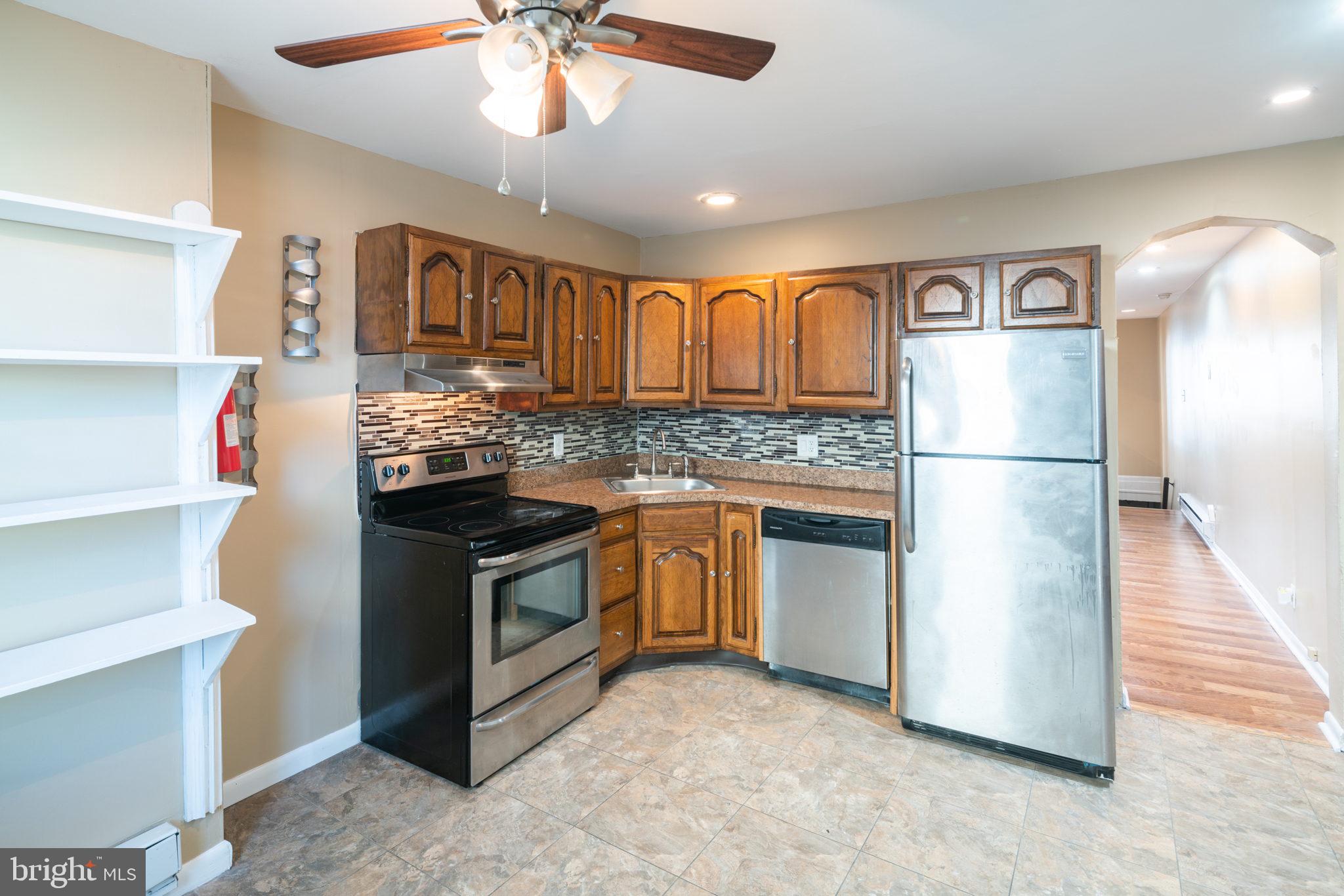 POINT BREEZE - Residential Lease