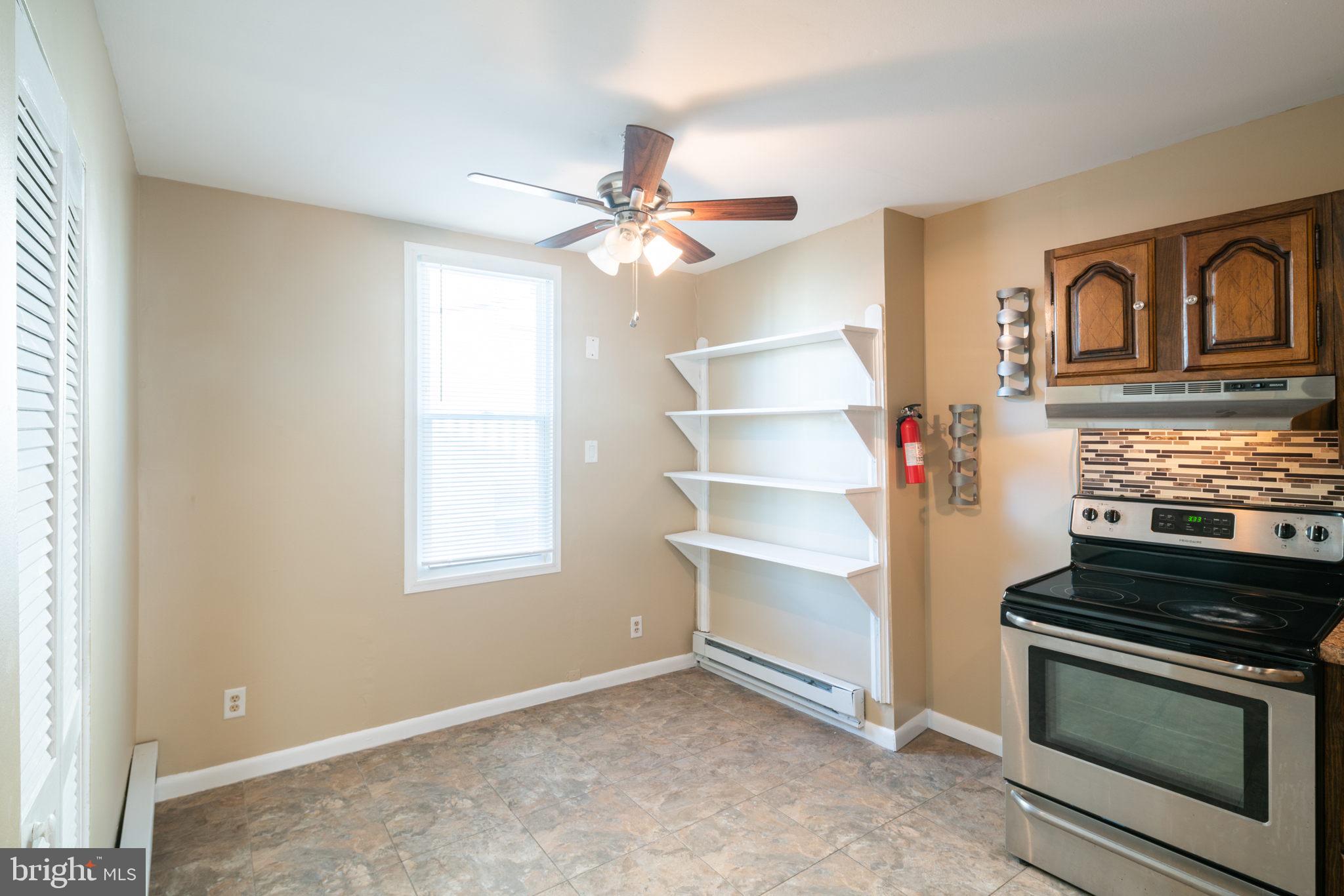 POINT BREEZE - Residential Lease