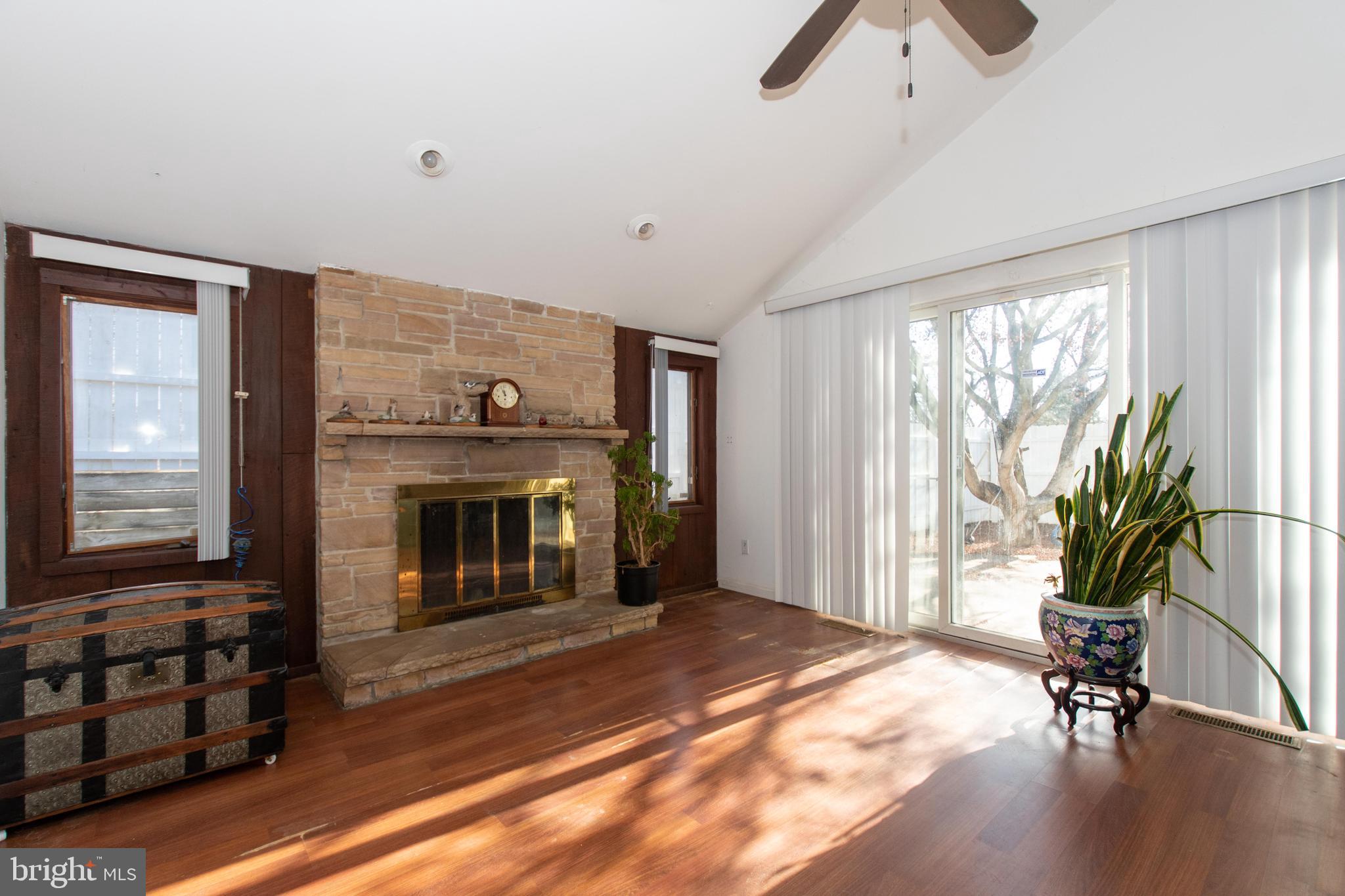 WOODHOLME - Residential