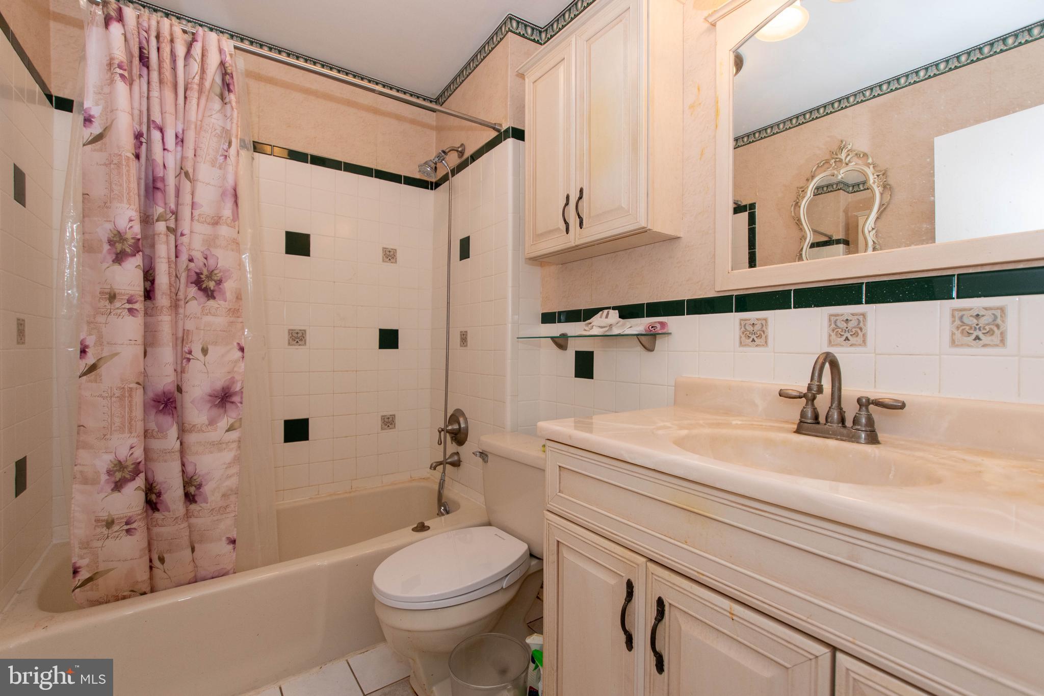 WOODHOLME - Residential