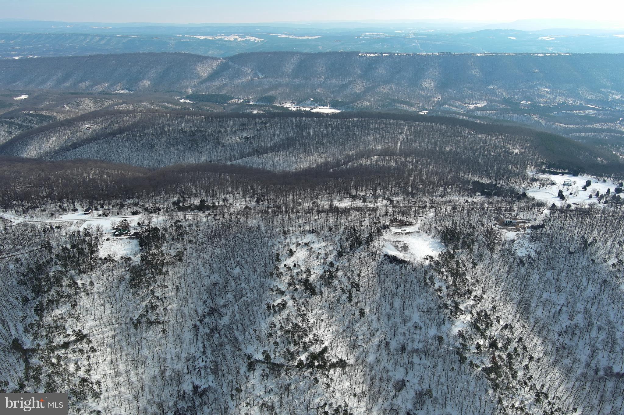 BLUFFS ON THE POTOMAC - Land