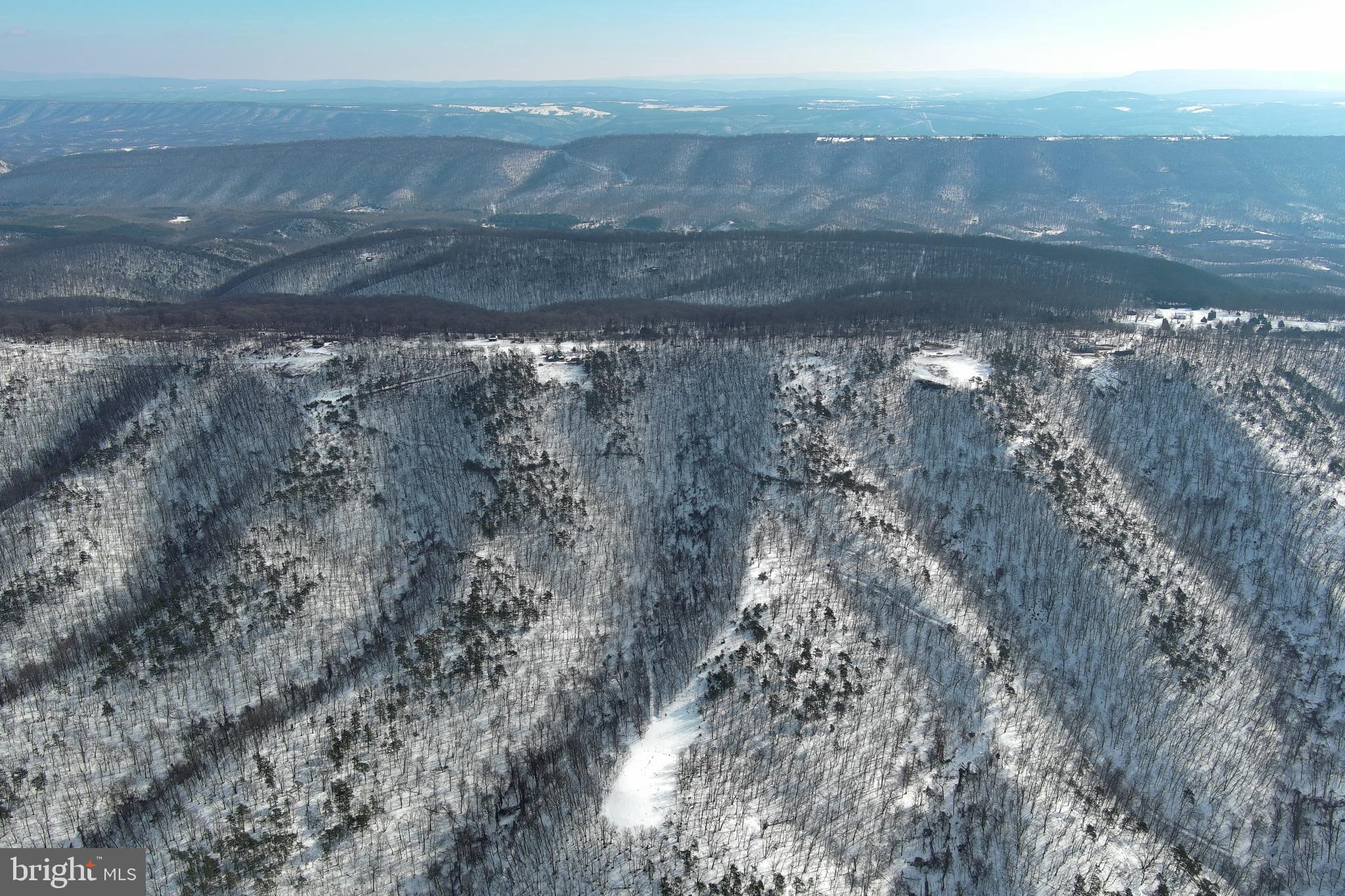 BLUFFS ON THE POTOMAC - Land