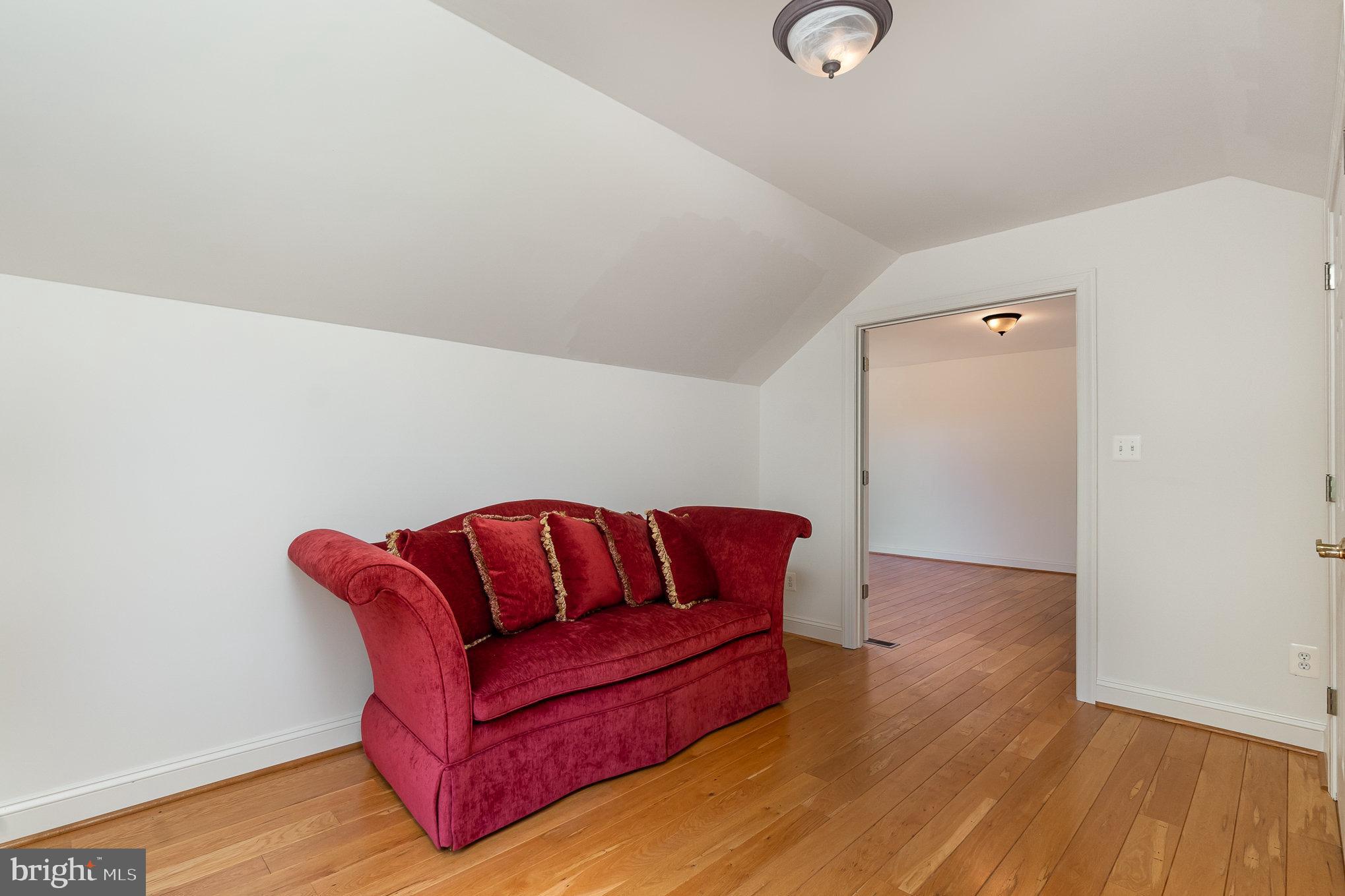 FOREST HILL - Residential