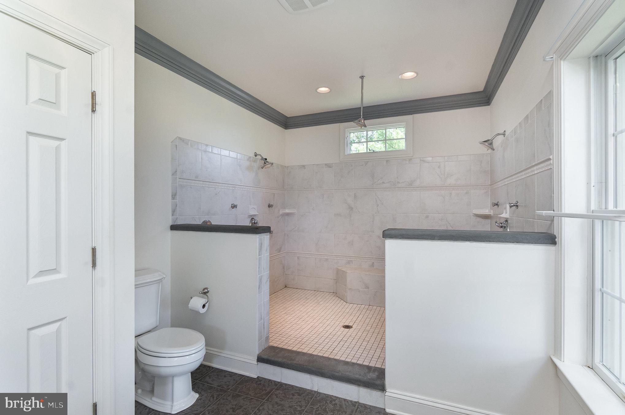 FOREST HILL - Residential