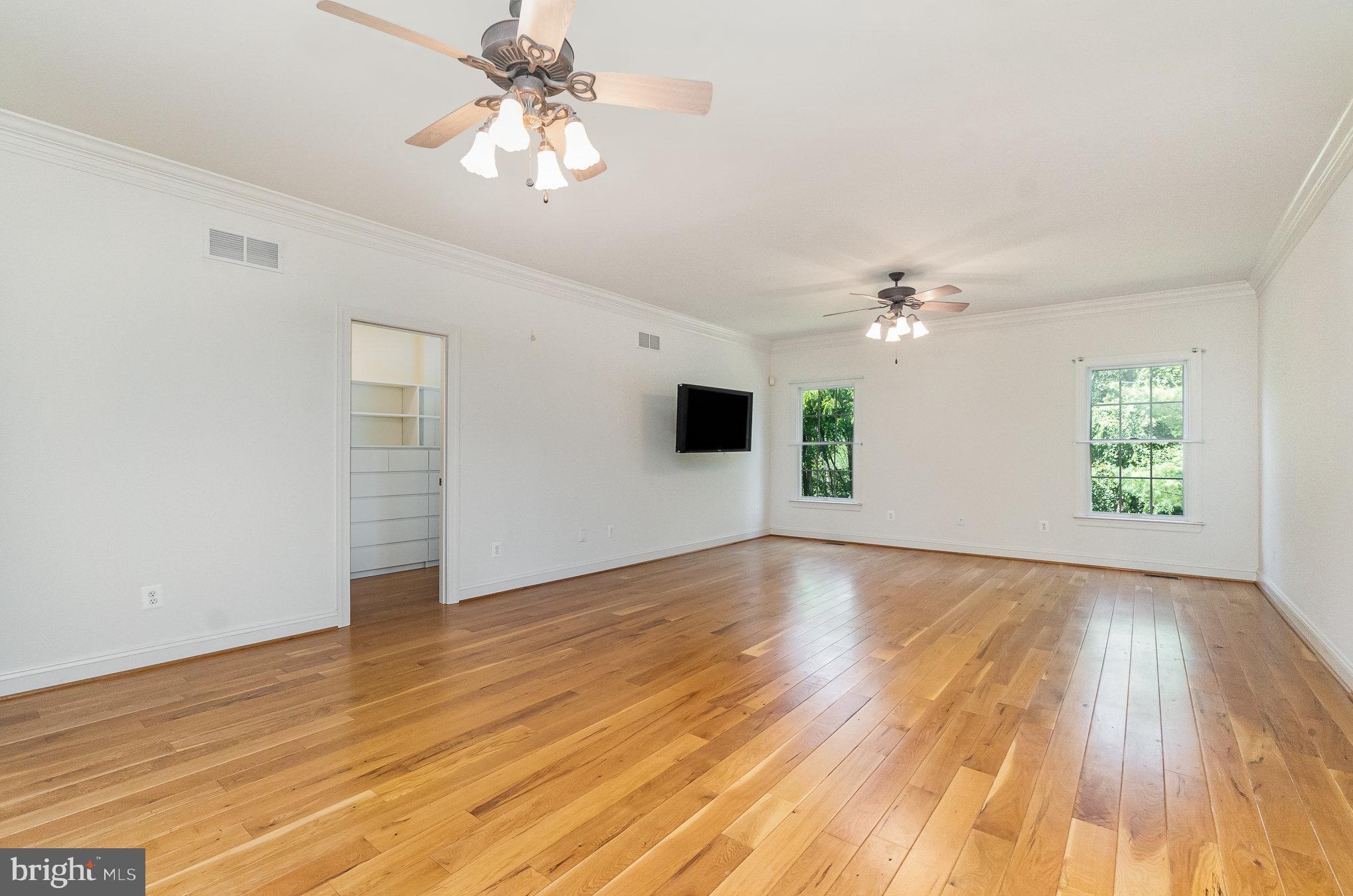 FOREST HILL - Residential