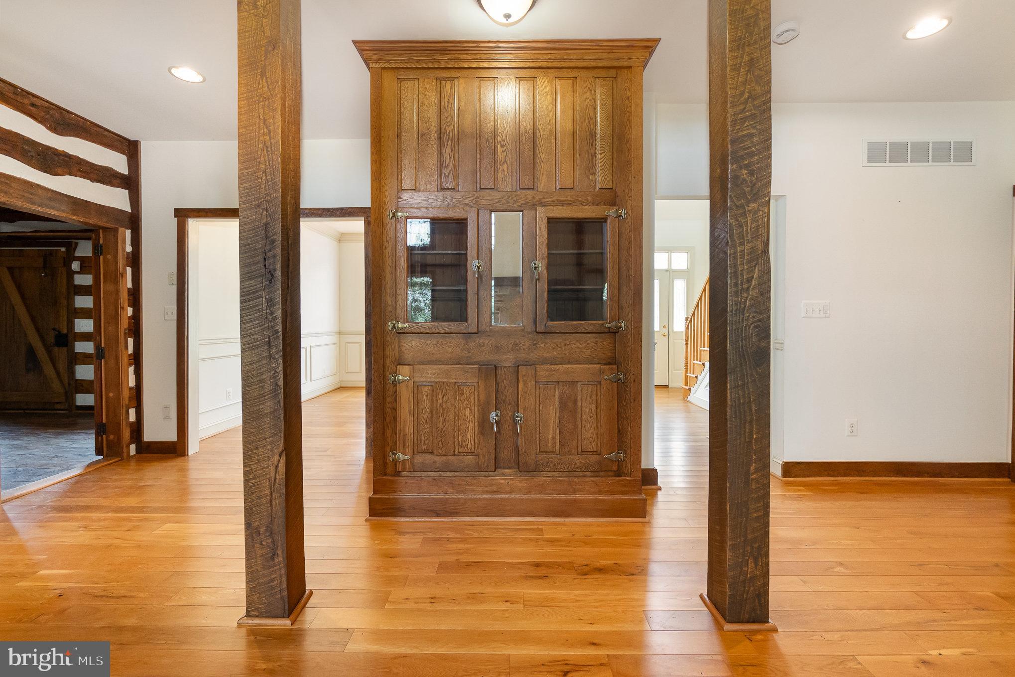 FOREST HILL - Residential