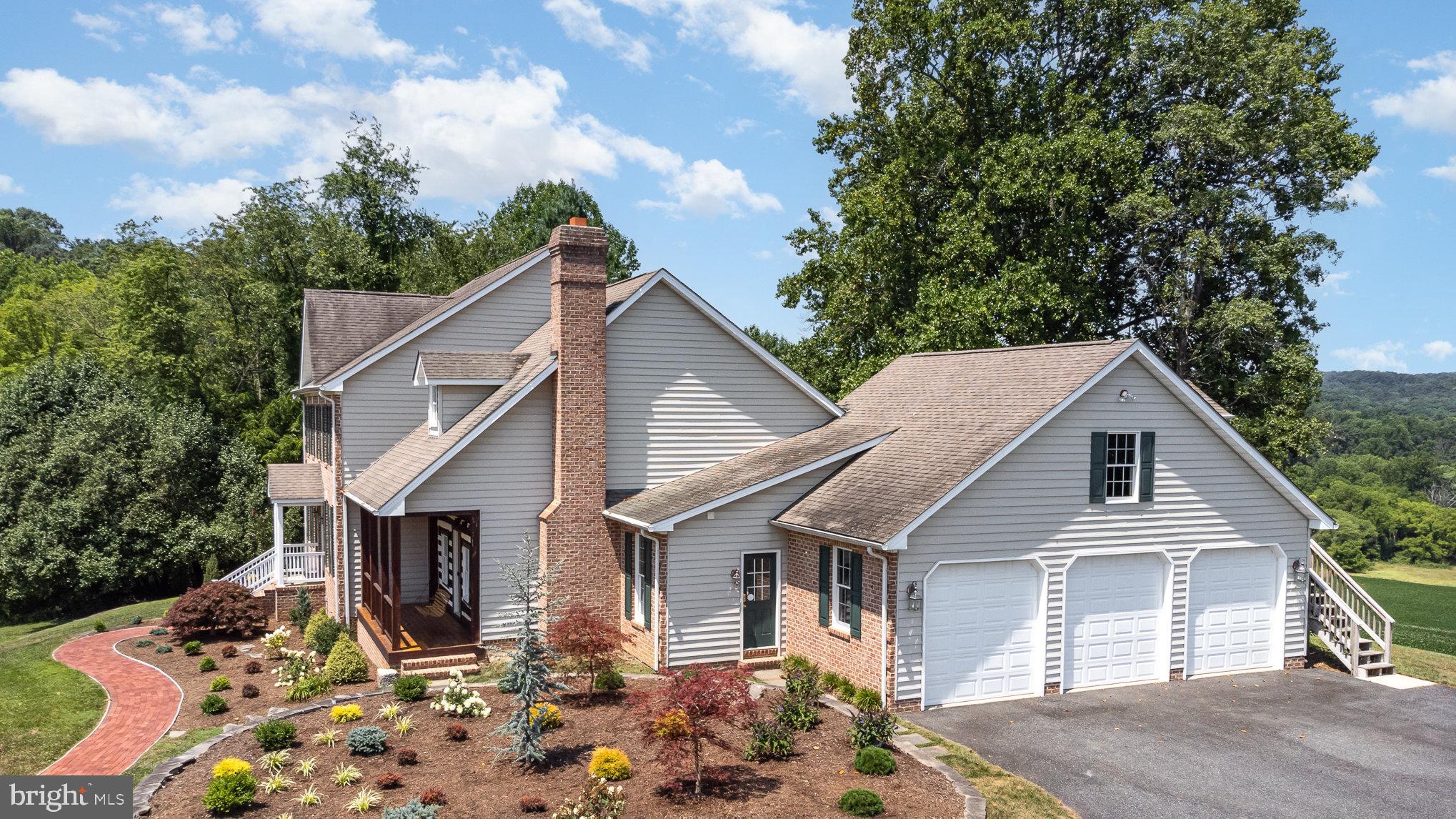 FOREST HILL - Residential