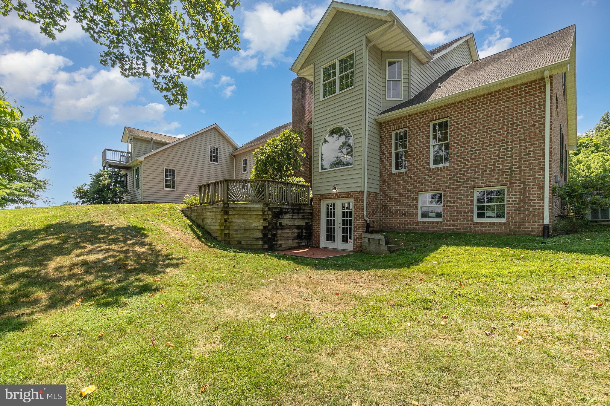 FOREST HILL - Residential