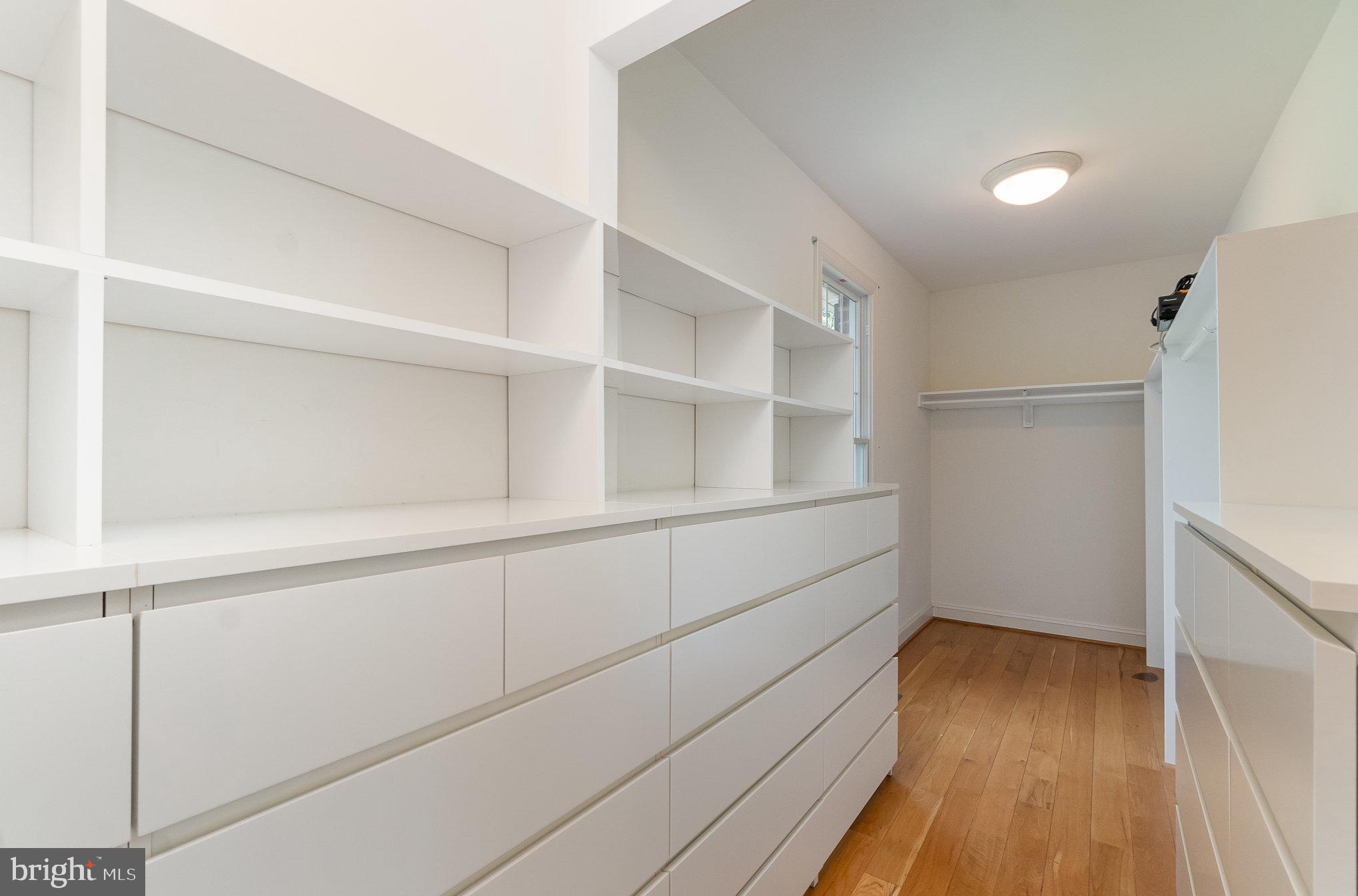 FOREST HILL - Residential