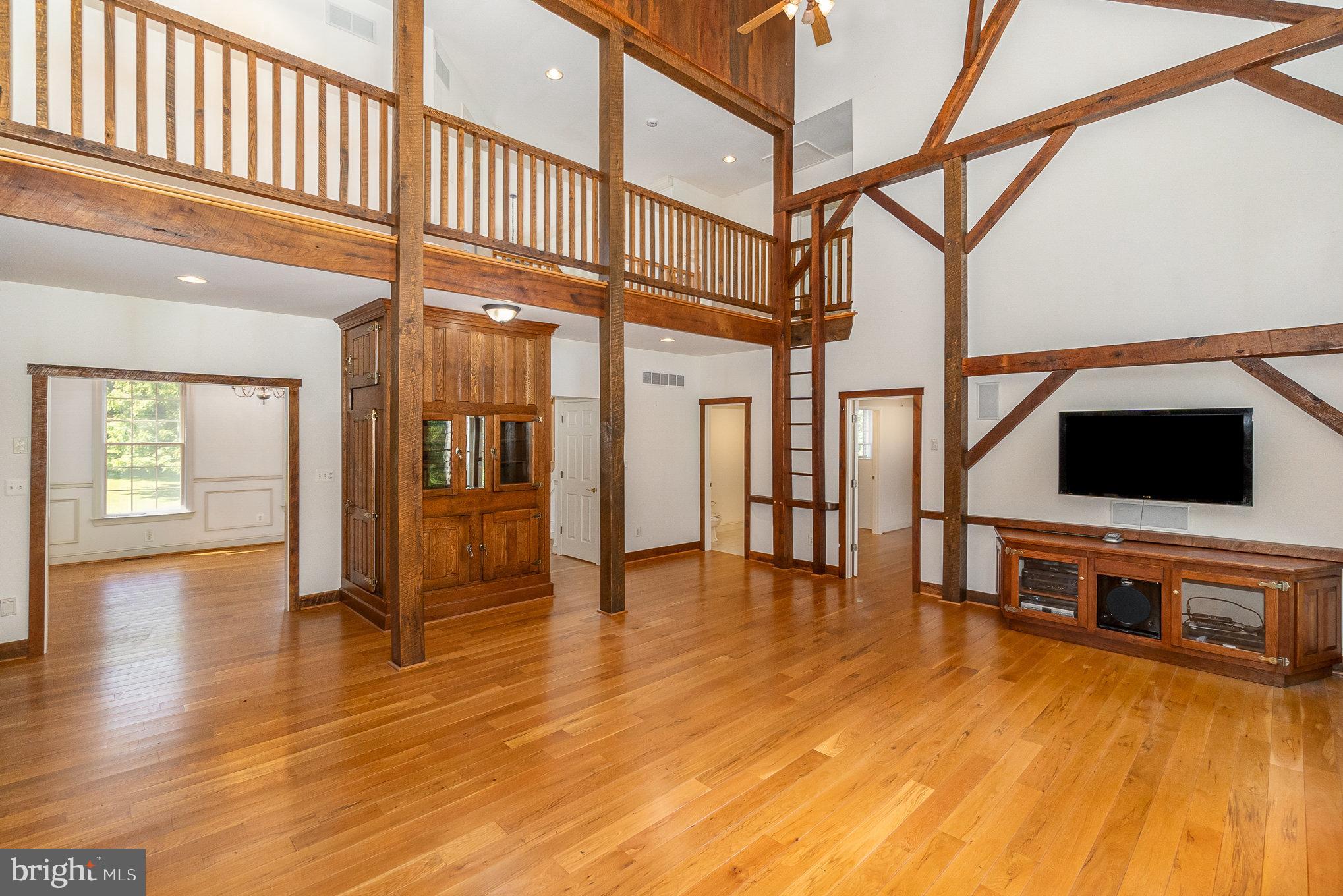 FOREST HILL - Residential