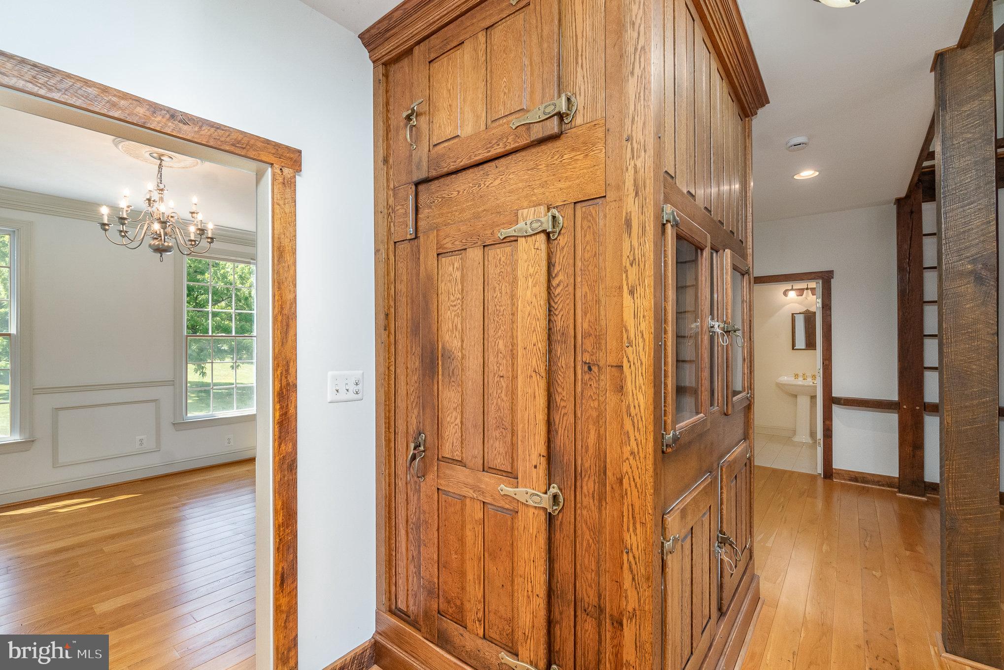 FOREST HILL - Residential