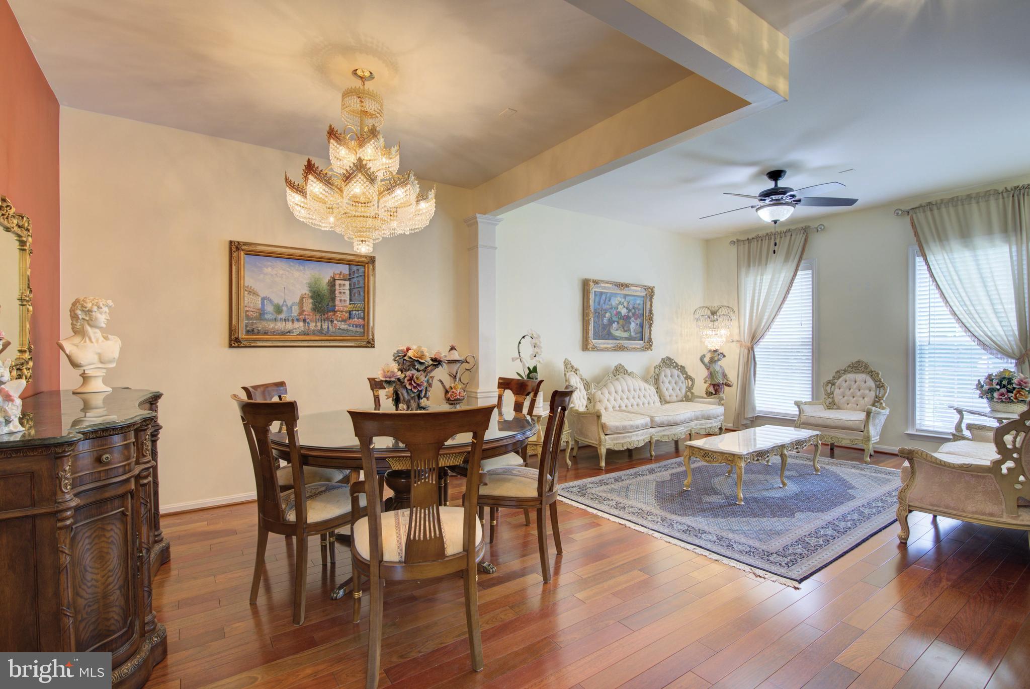 LOUDOUN PARKWAY CENTER - Residential