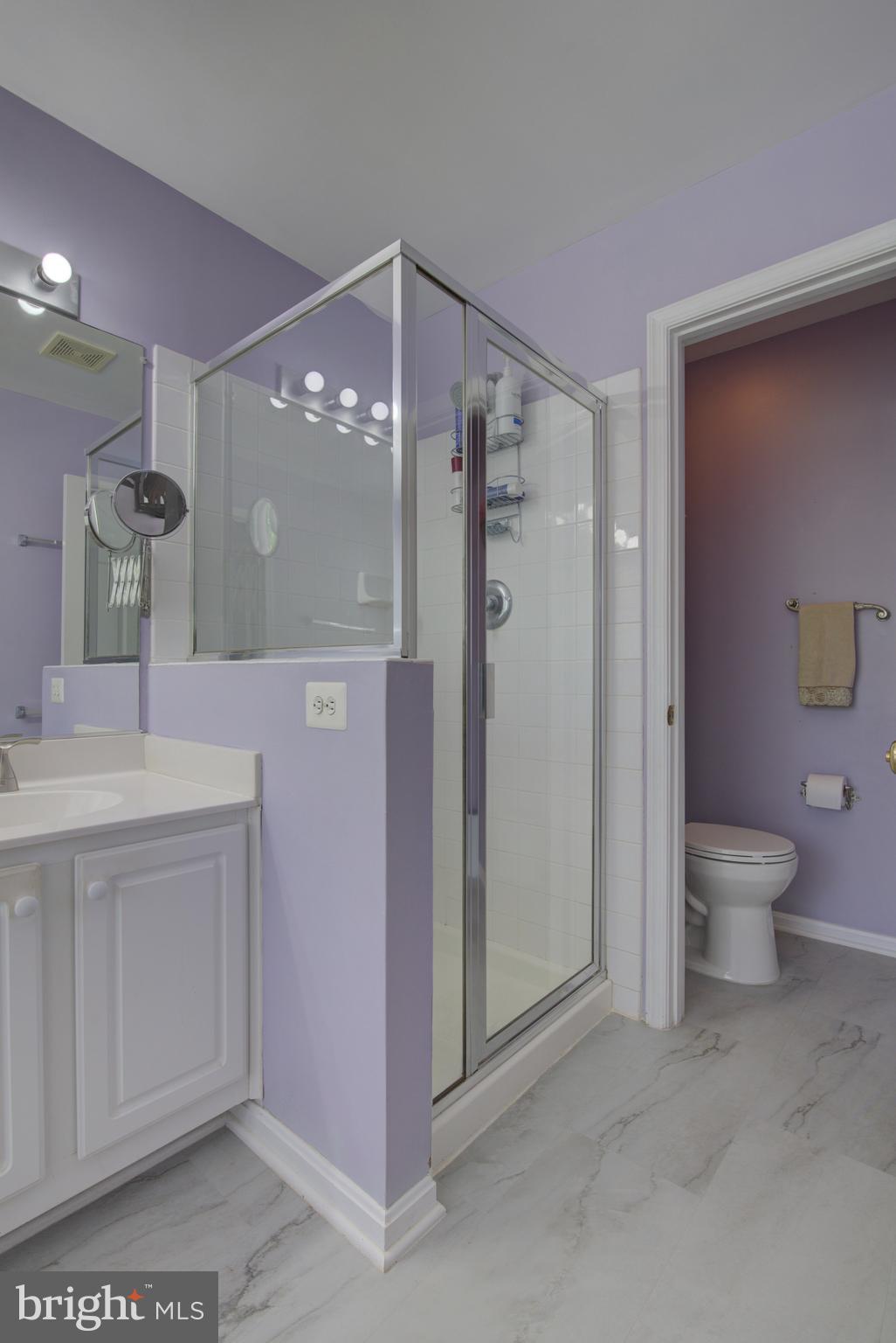 LOUDOUN PARKWAY CENTER - Residential