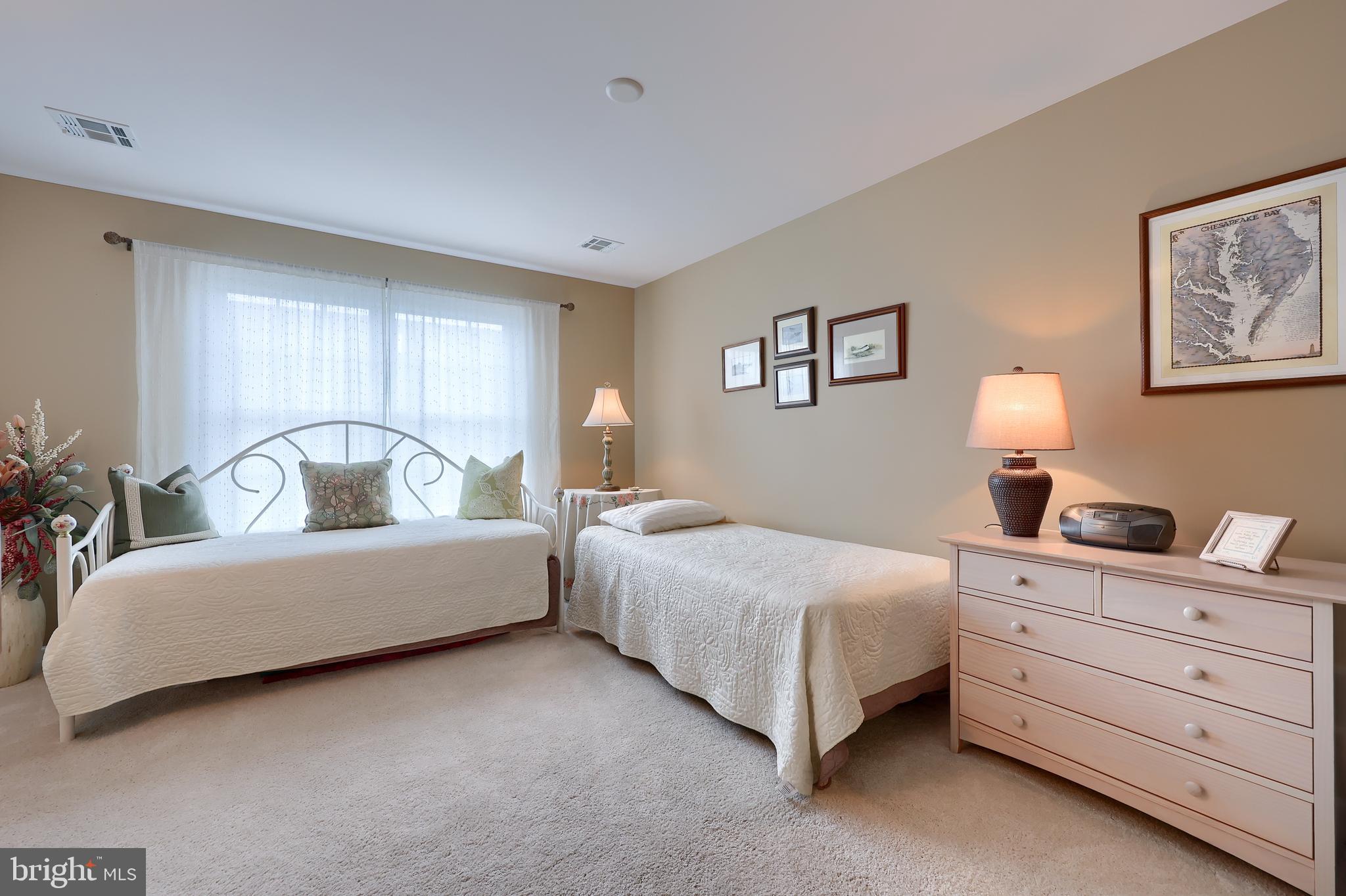 FOUR SEASONS AT ELM TREE - Residential