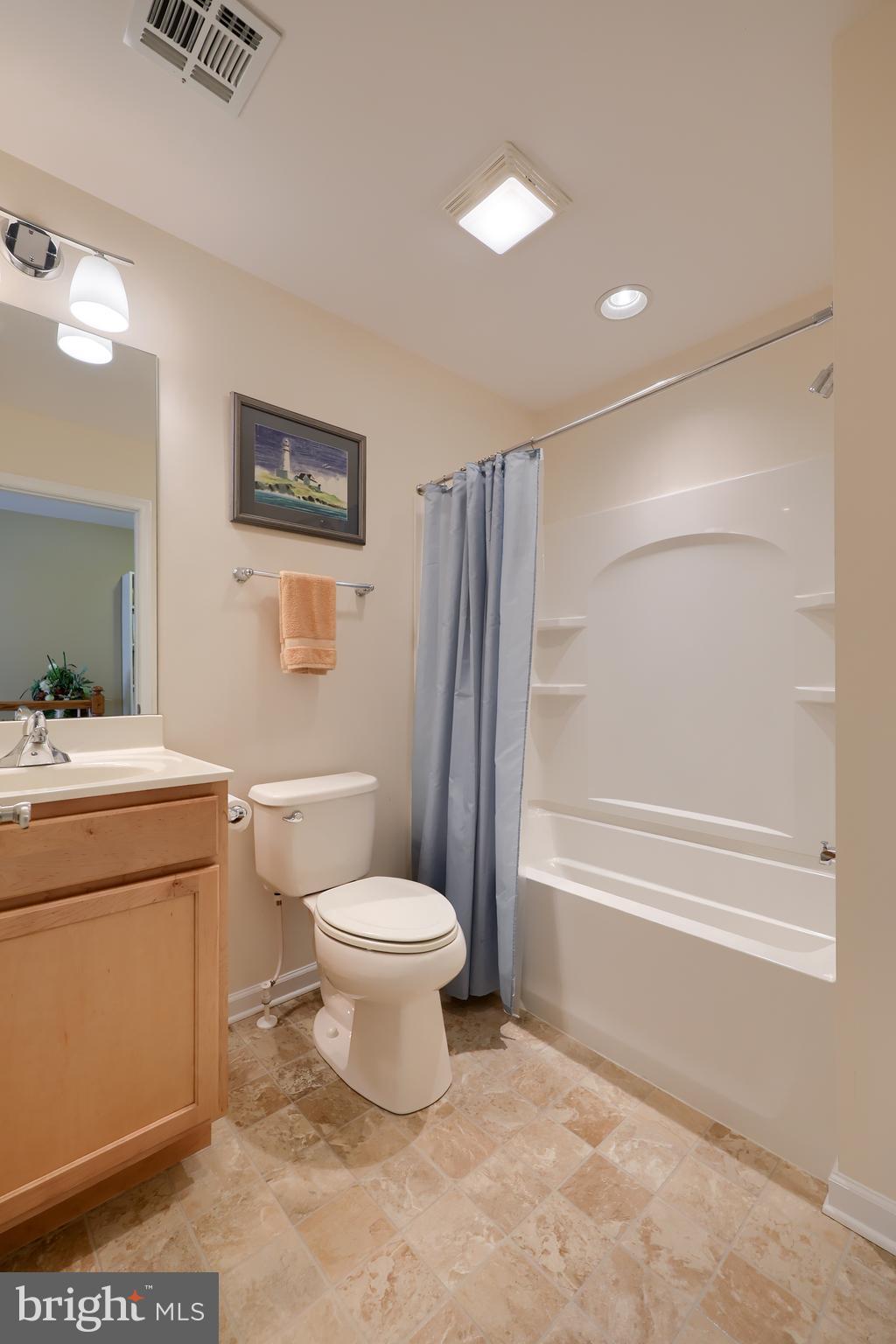 FOUR SEASONS AT ELM TREE - Residential