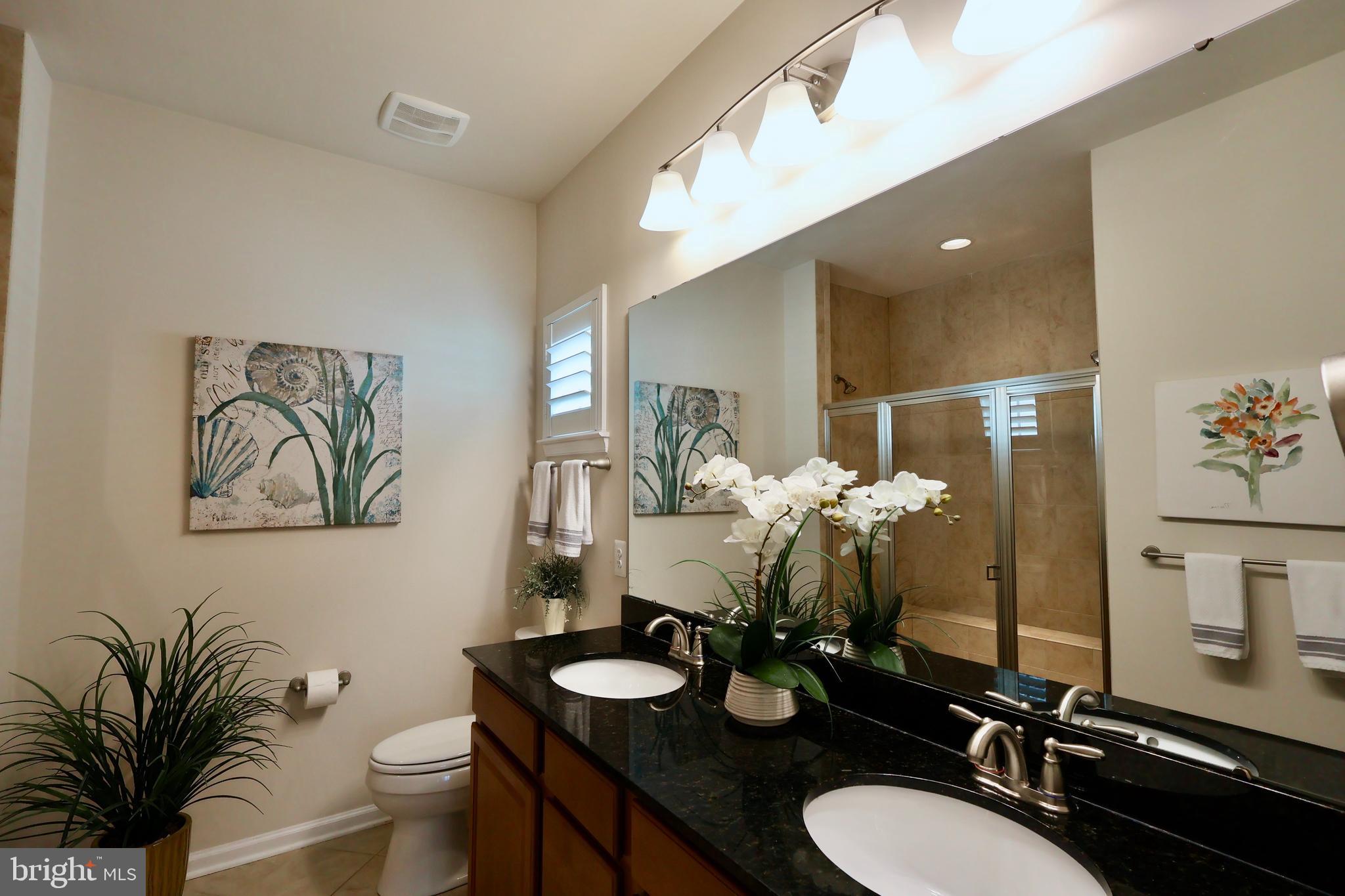 CREEKSIDE VILLAGE - Residential