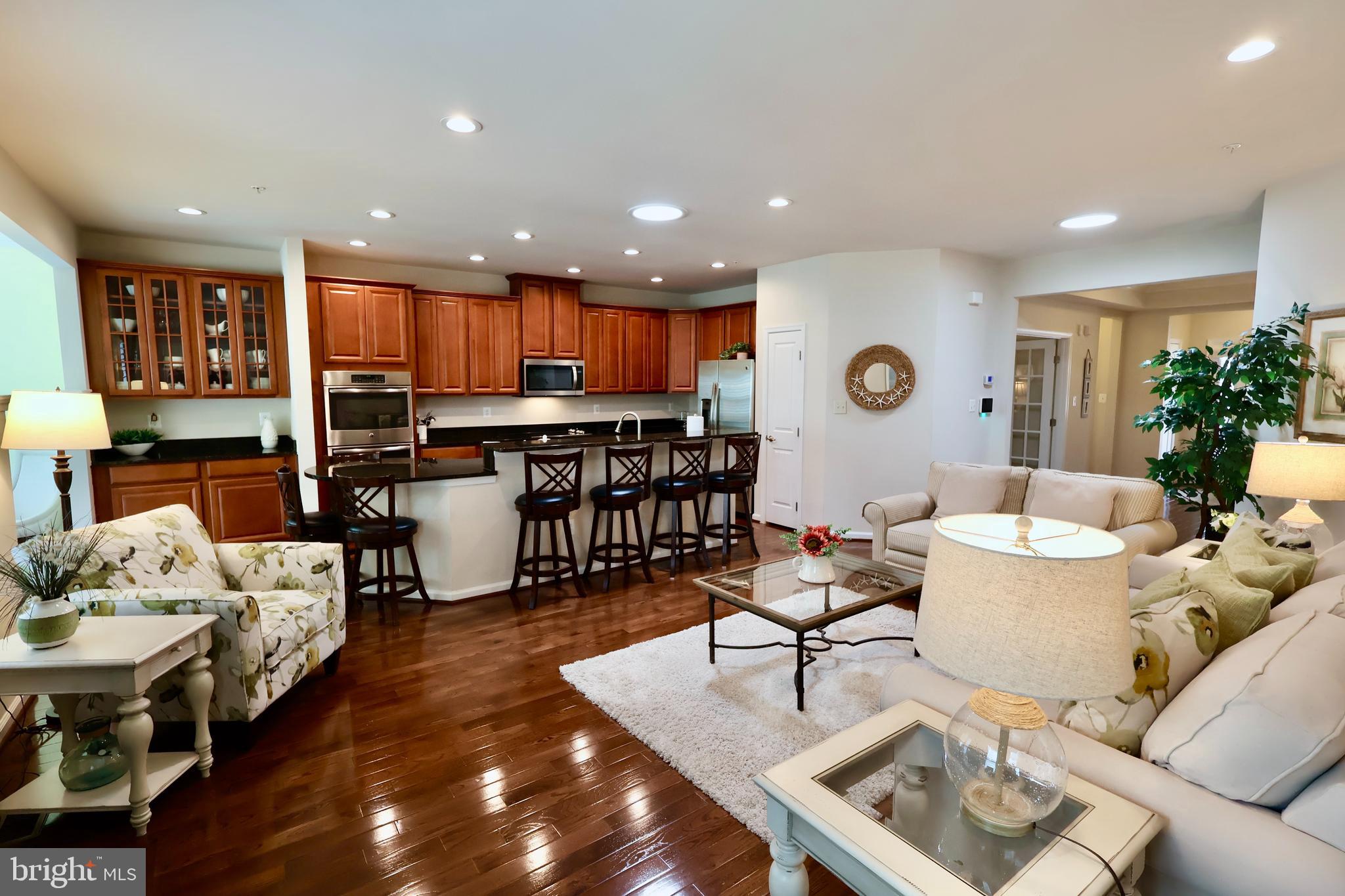 CREEKSIDE VILLAGE - Residential