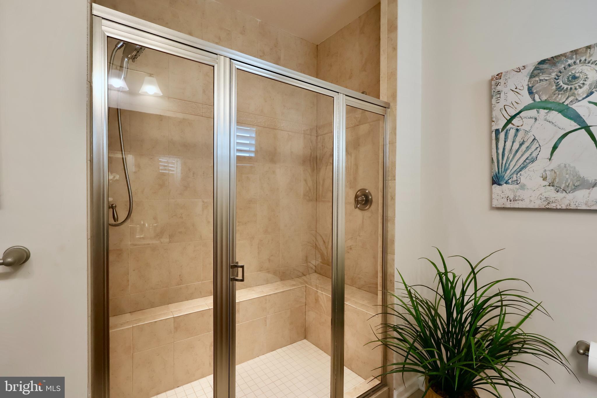 CREEKSIDE VILLAGE - Residential