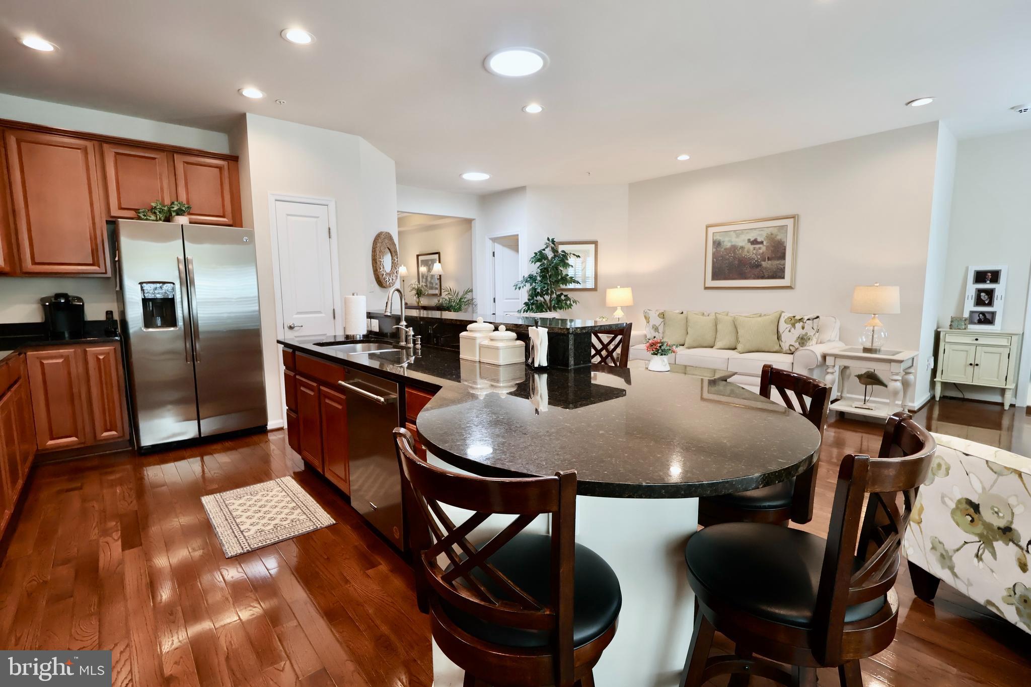 CREEKSIDE VILLAGE - Residential