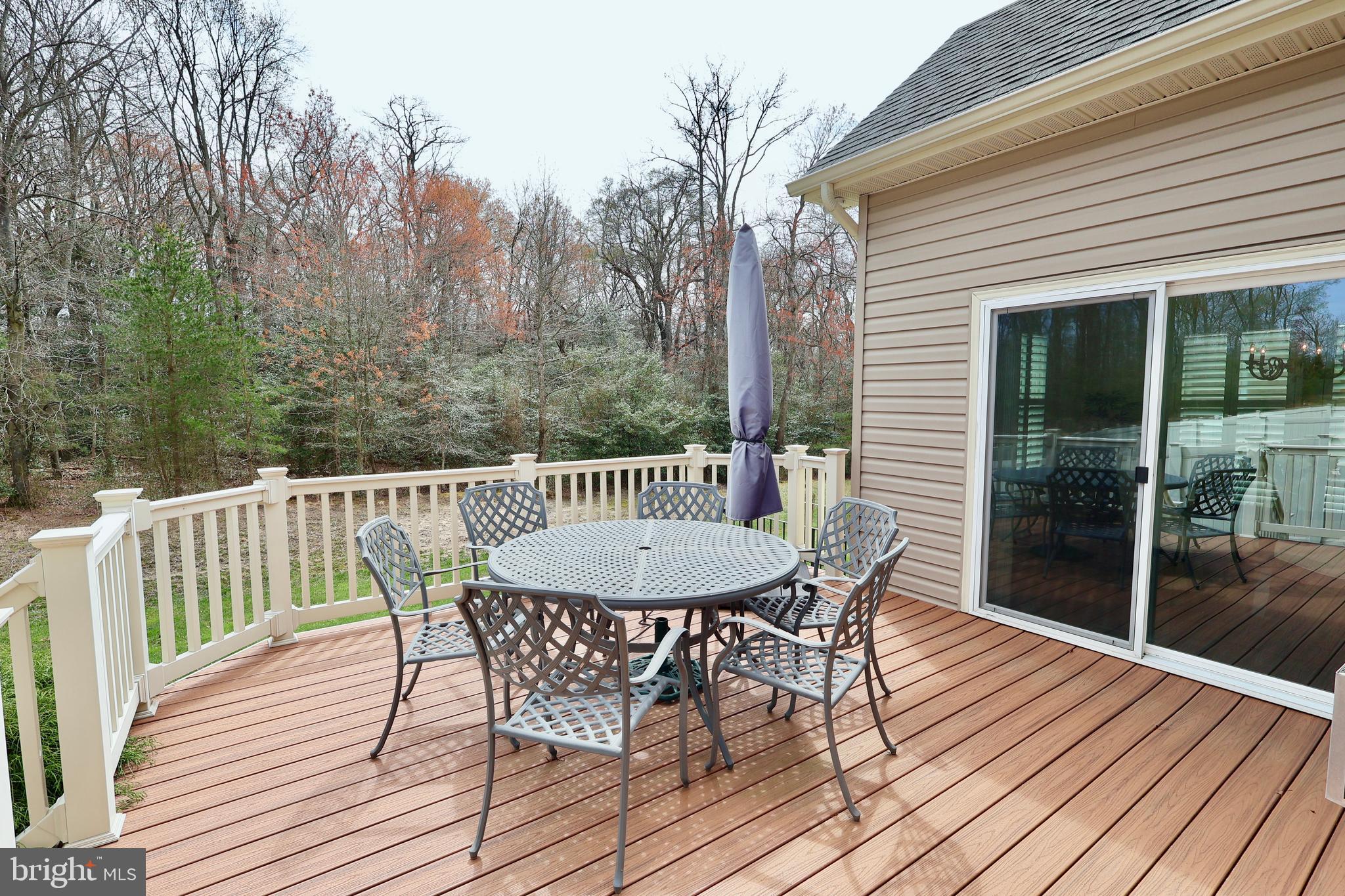 CREEKSIDE VILLAGE - Residential