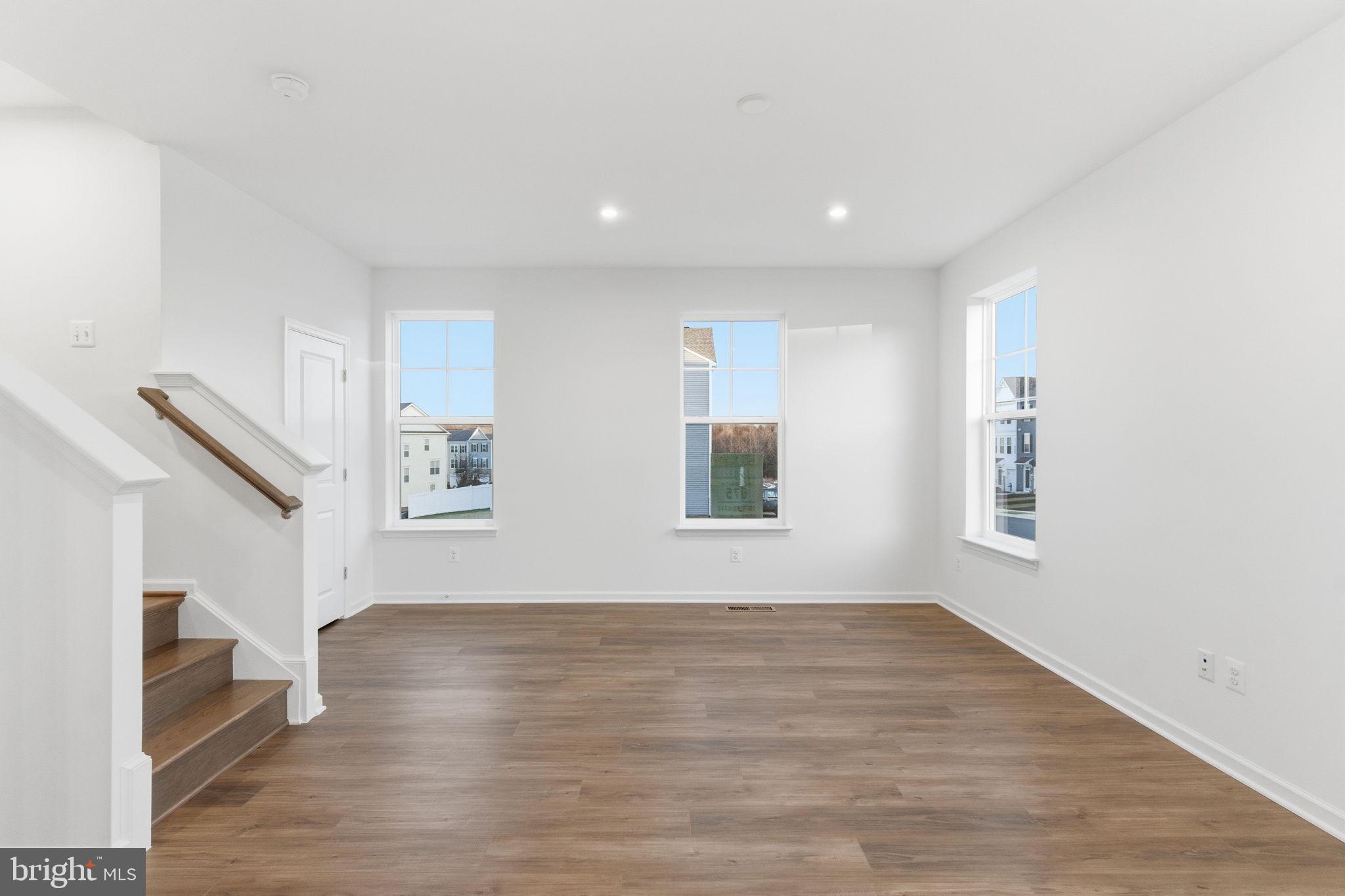 MARTINSBURG STATION - Residential