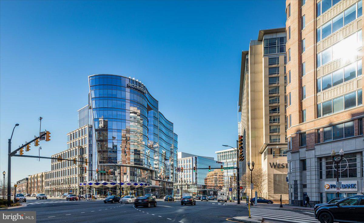 WILLET HEIGHTS - Residential