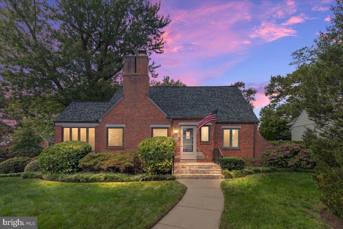 WILLET HEIGHTS - Residential