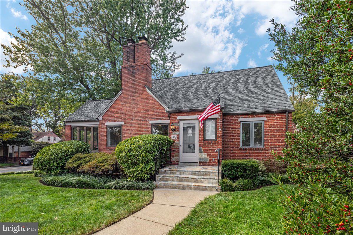 WILLET HEIGHTS - Residential