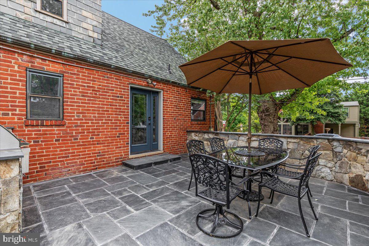 WILLET HEIGHTS - Residential