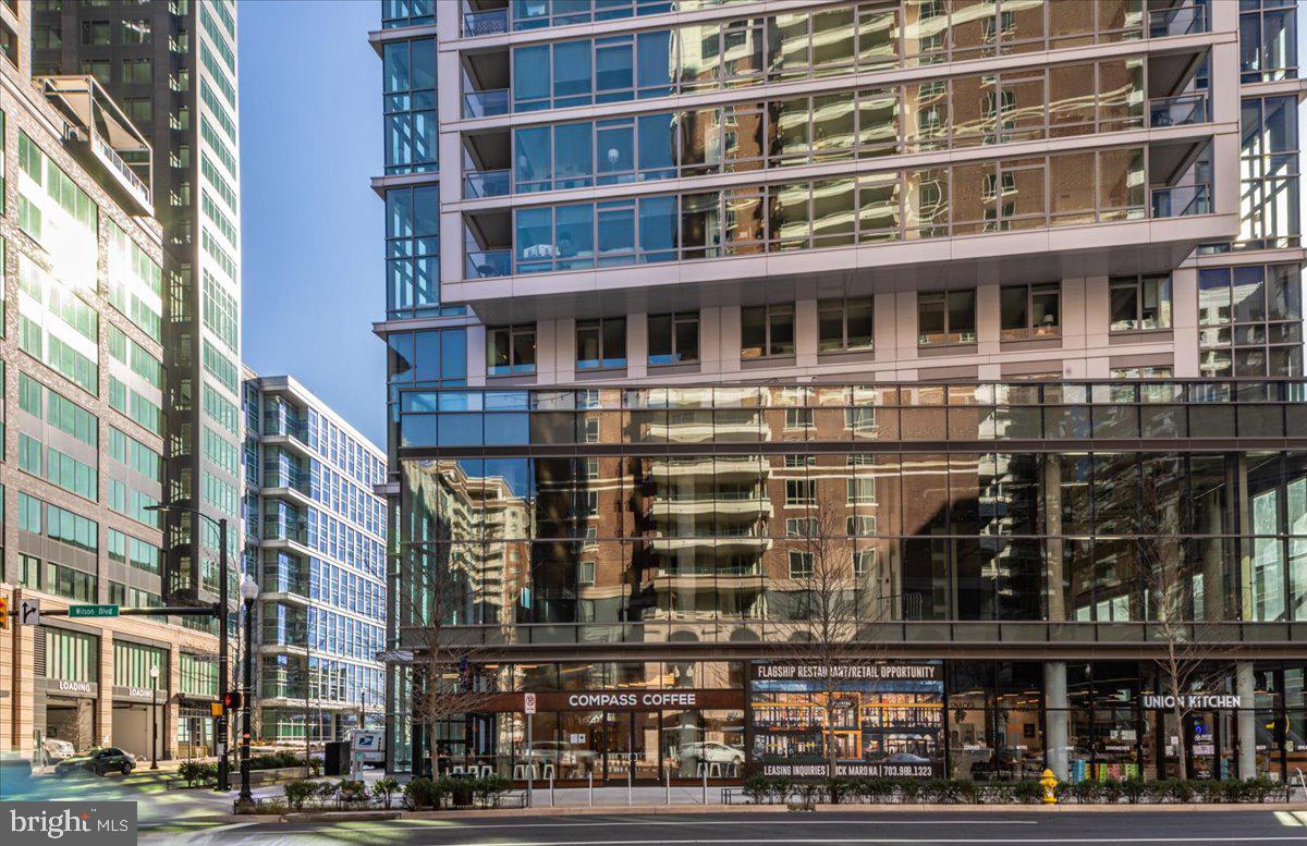 WILLET HEIGHTS - Residential