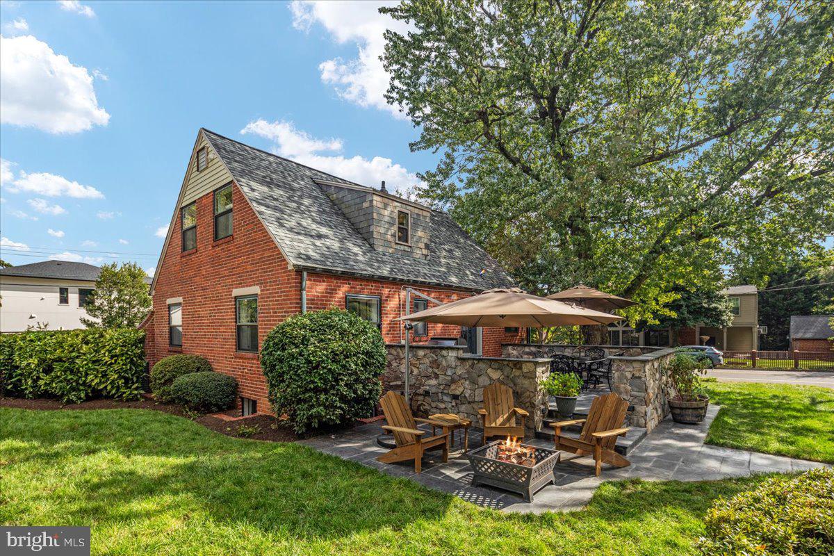 WILLET HEIGHTS - Residential