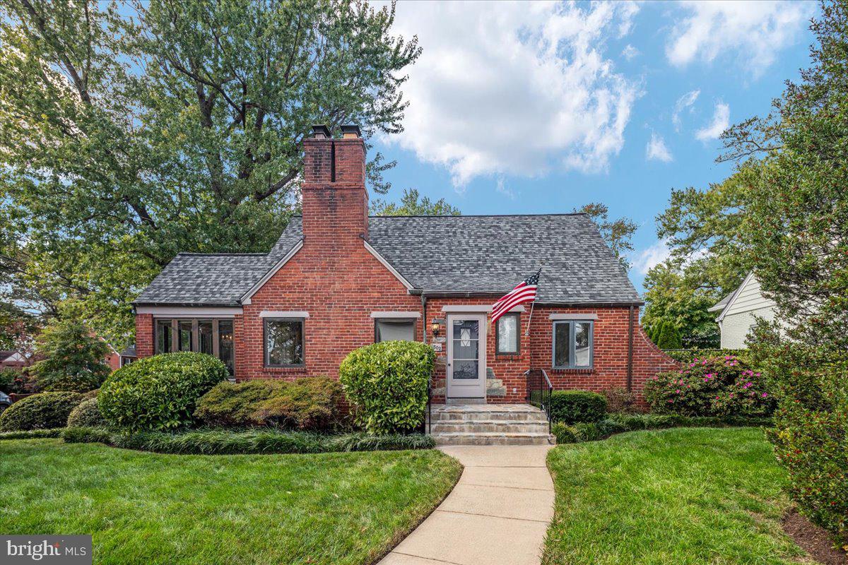 WILLET HEIGHTS - Residential