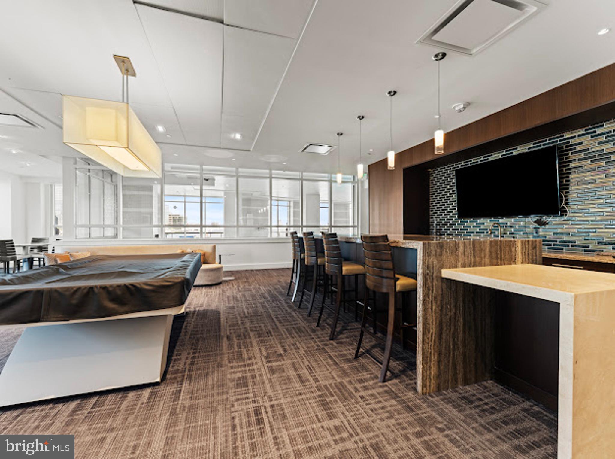 HARBORVIEW CONDOMINIUMS - Residential