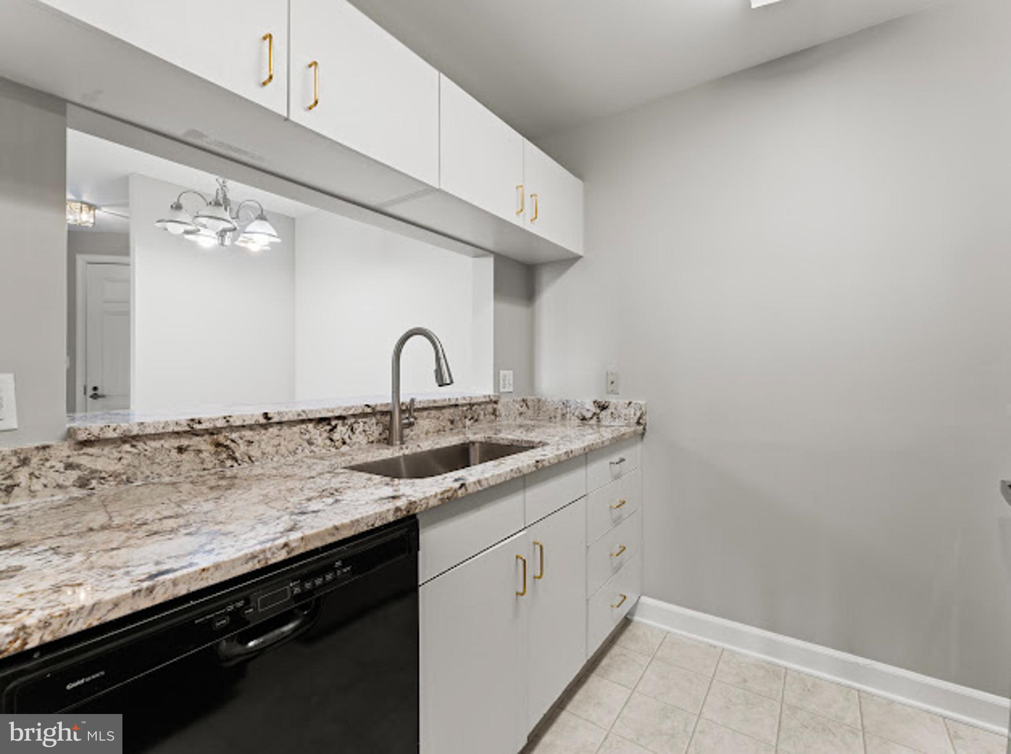 HARBORVIEW CONDOMINIUMS - Residential