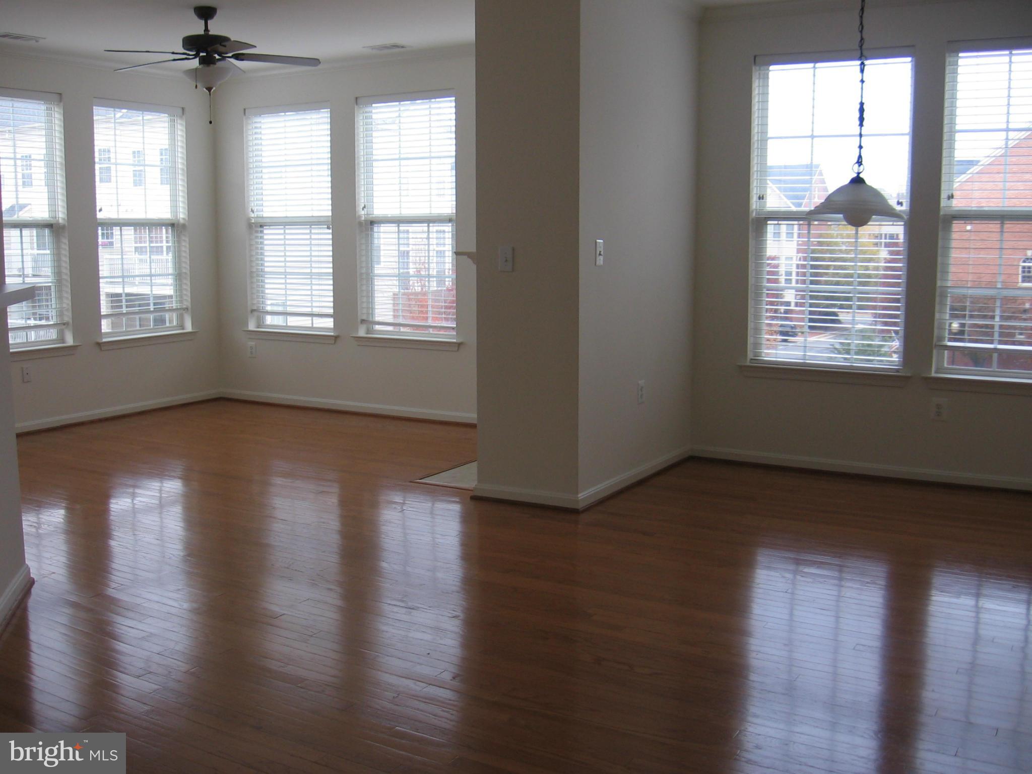 MAIN STREET - Residential