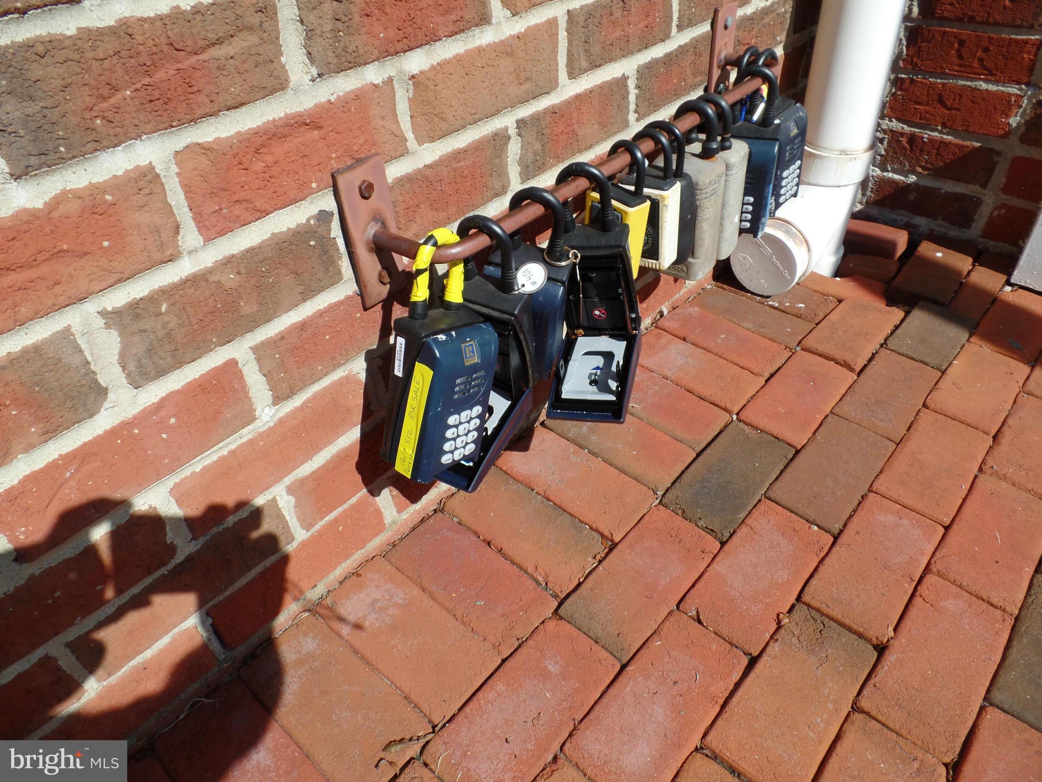 MAIN STREET - Residential