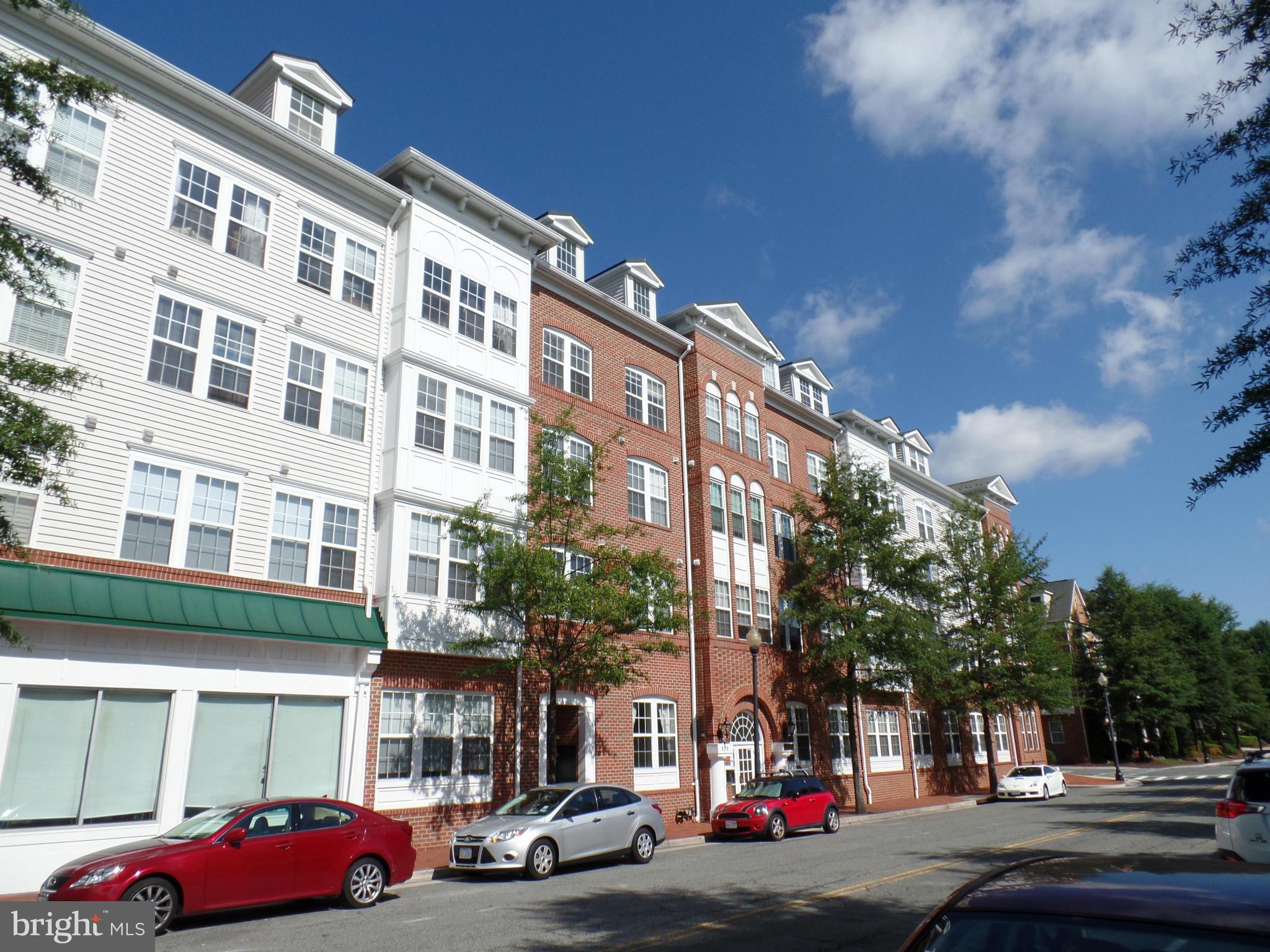 MAIN STREET - Residential