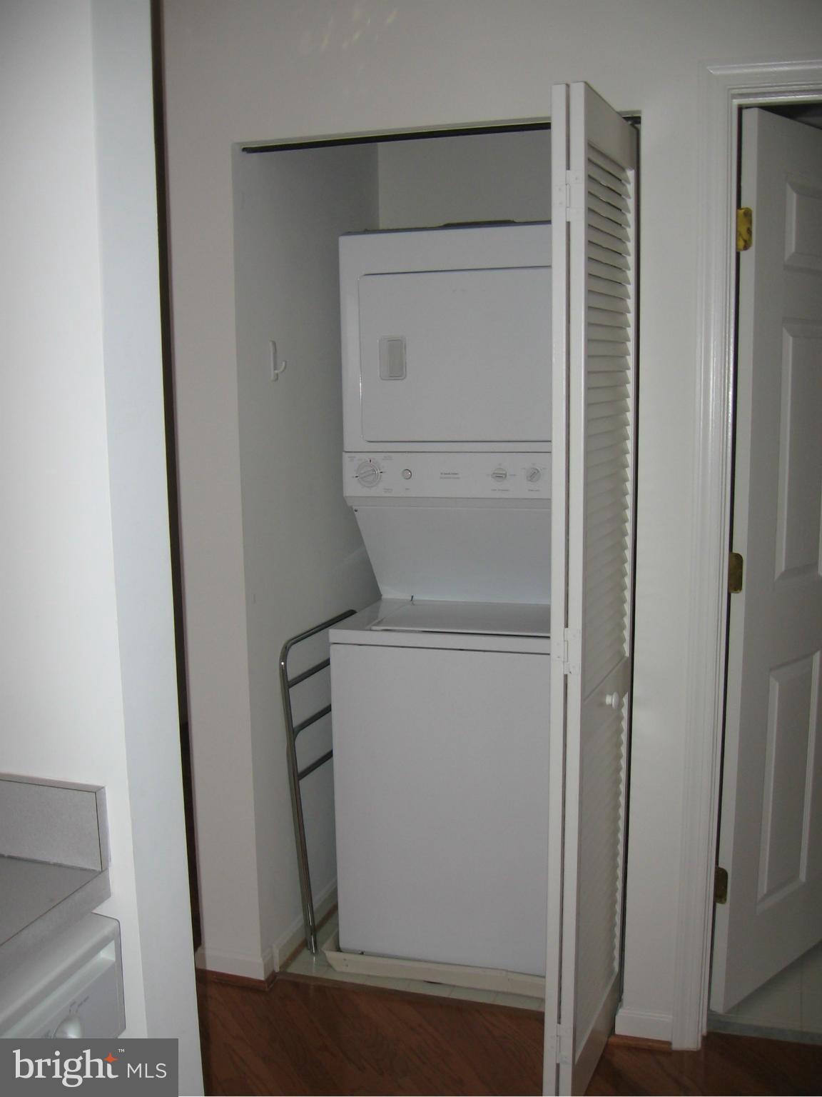 MAIN STREET - Residential