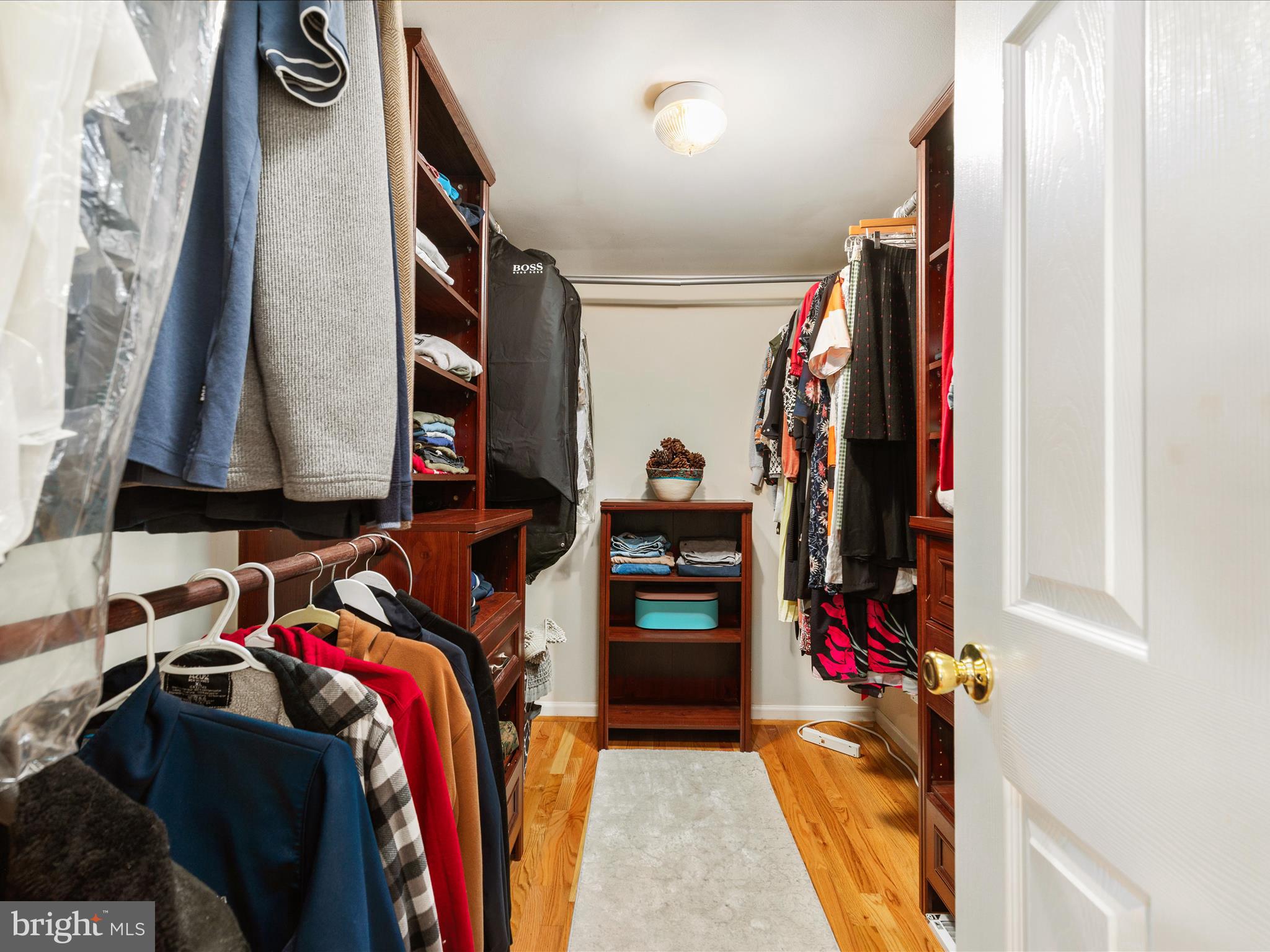 YORKVILLE - Residential