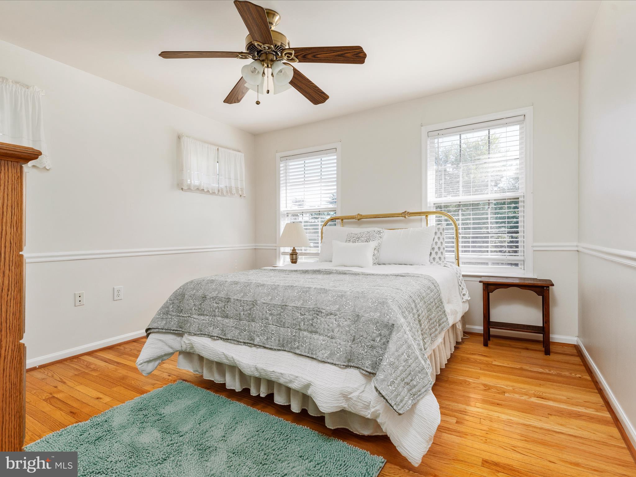 YORKVILLE - Residential