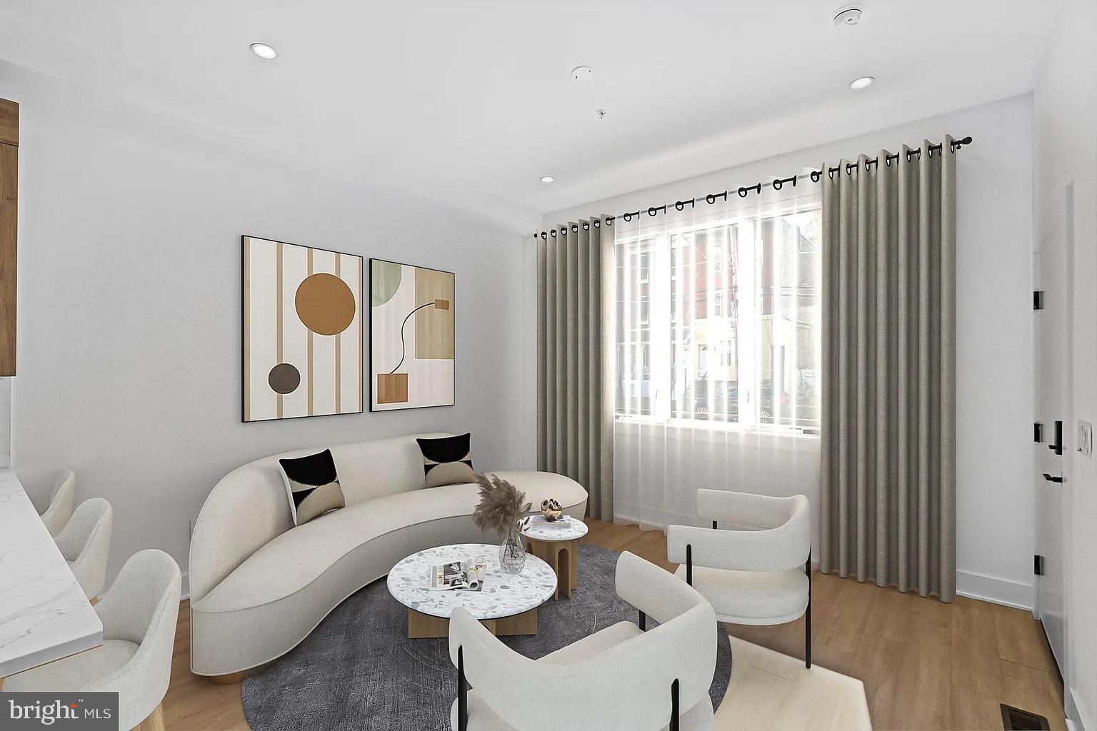 UNIVERSITY CITY - Residential Lease