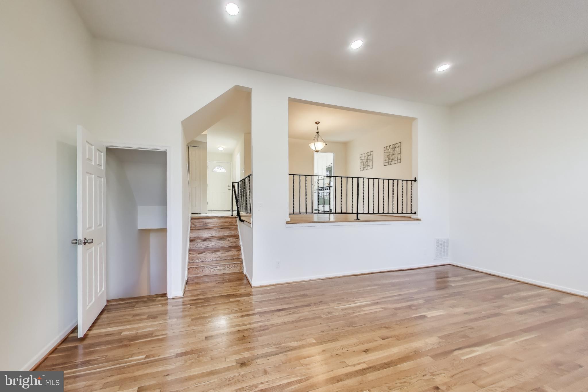 5434 MERSEA COURT