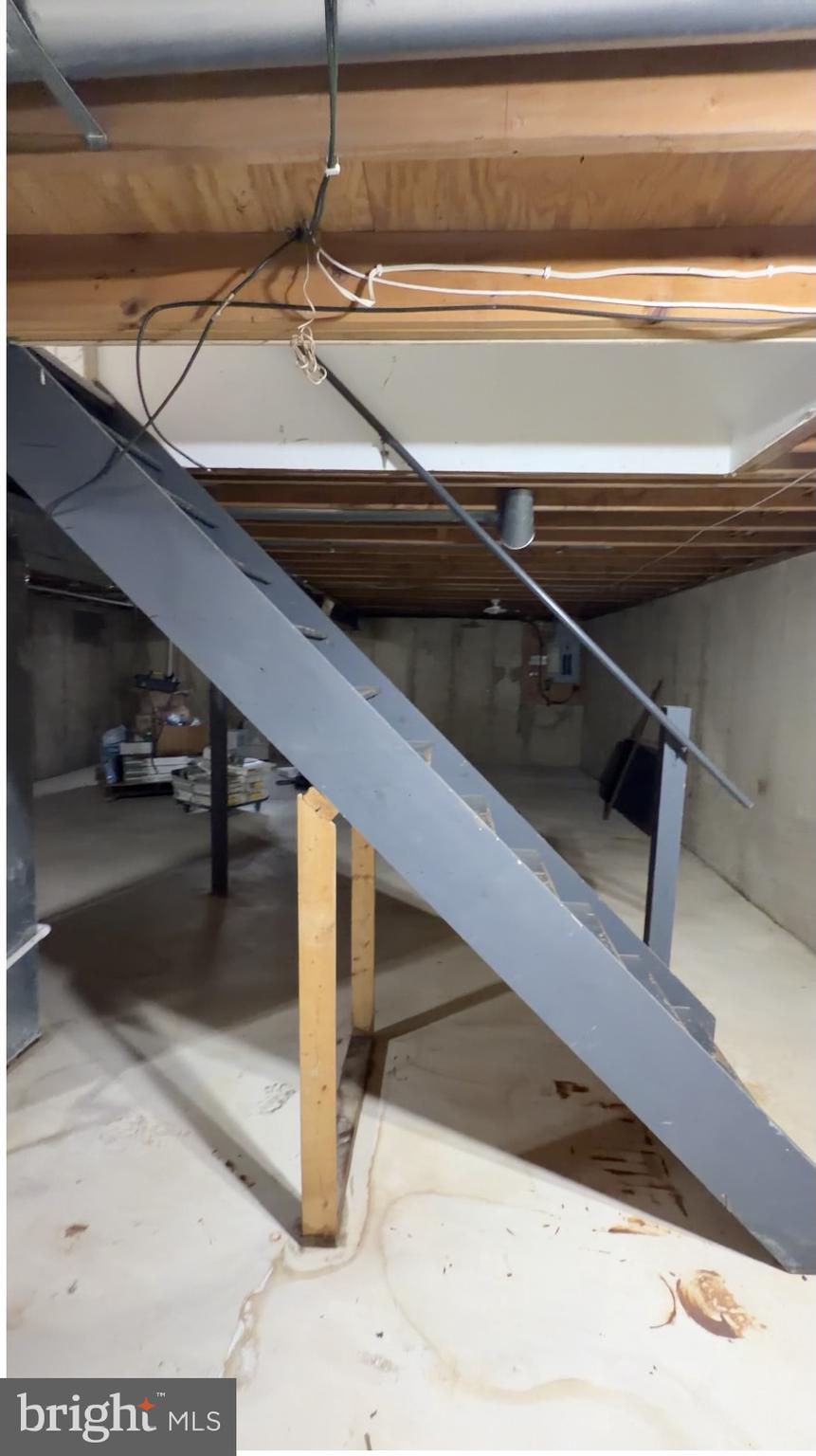 JAMESTOWNE - Residential