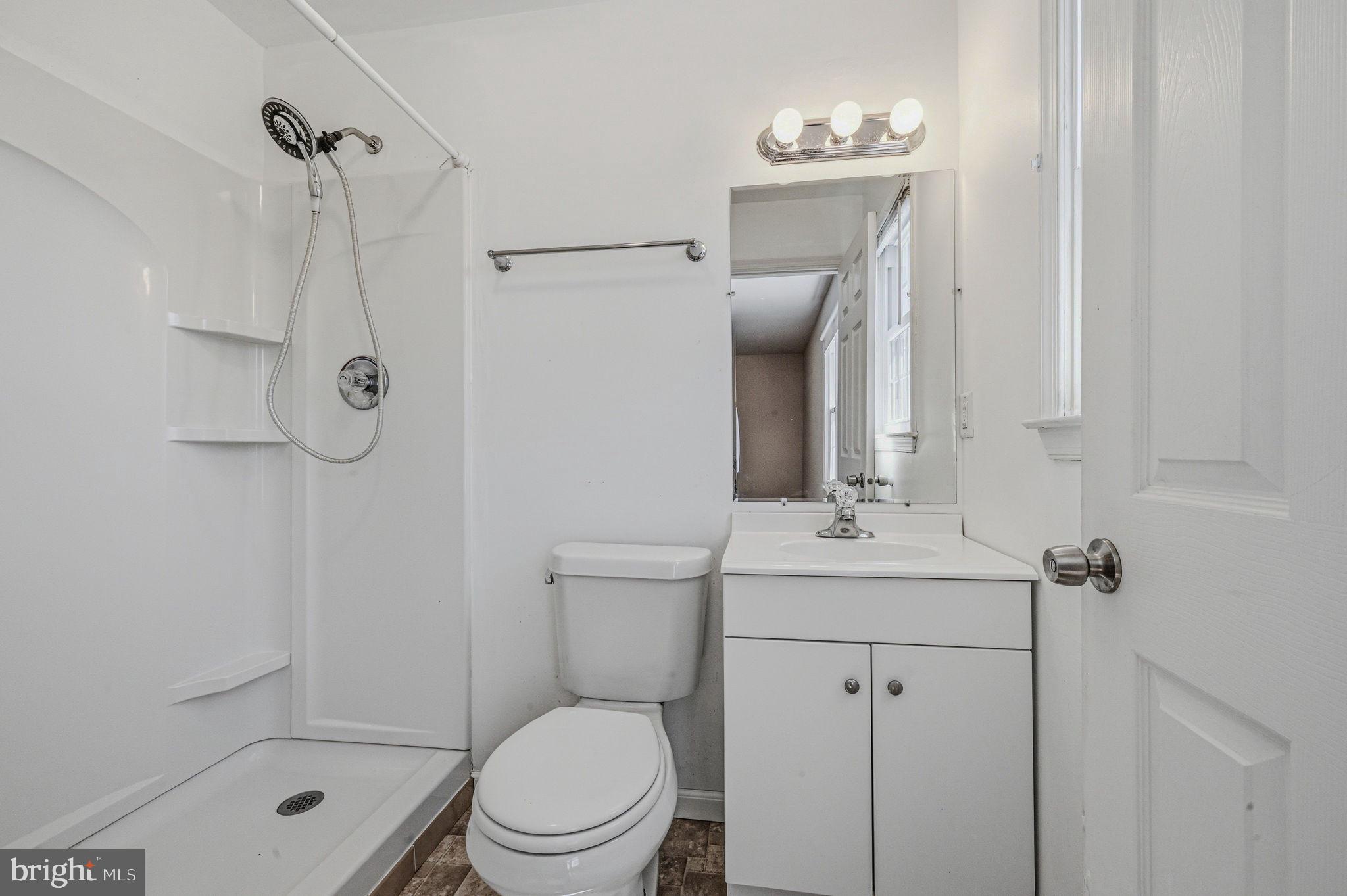 JAMESTOWNE - Residential