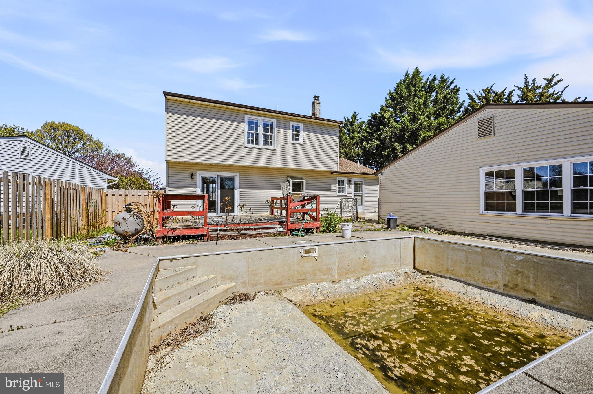 JAMESTOWNE - Residential