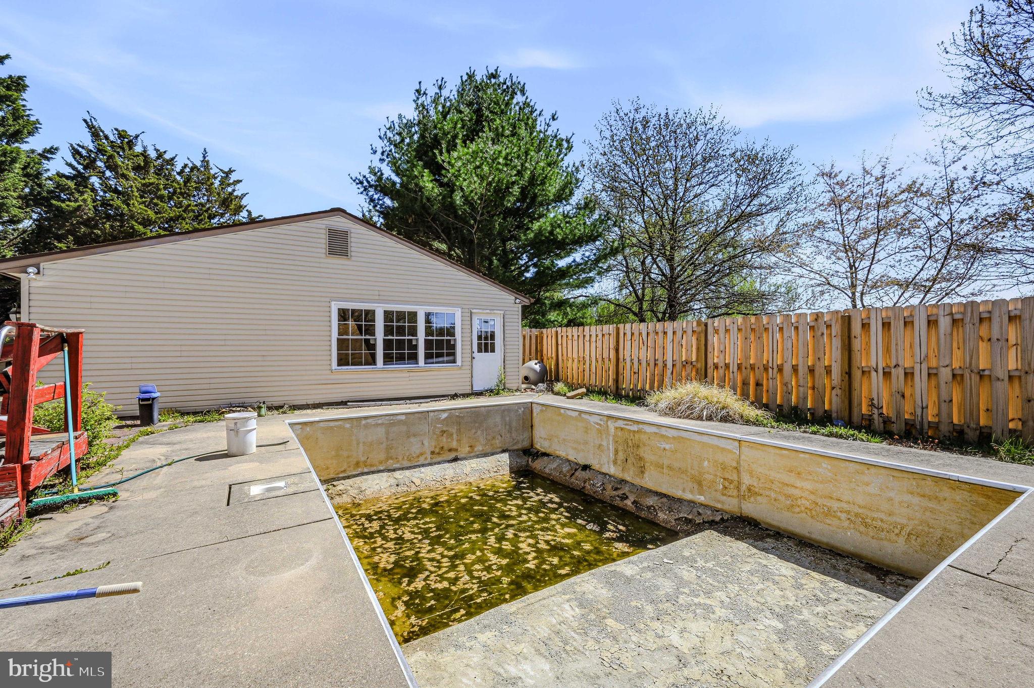 JAMESTOWNE - Residential