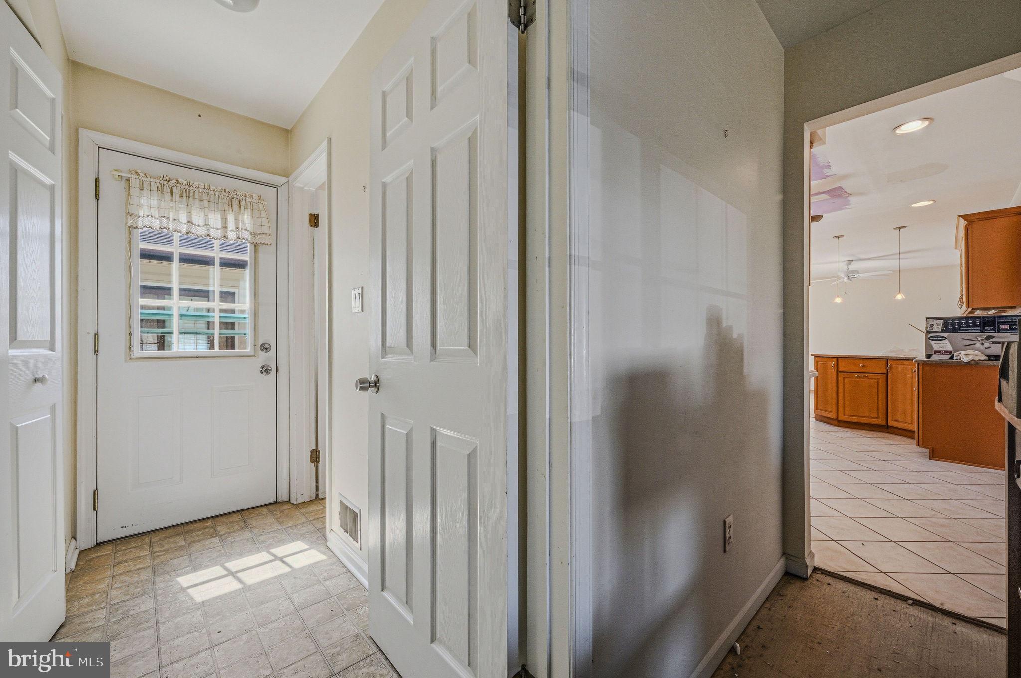 JAMESTOWNE - Residential